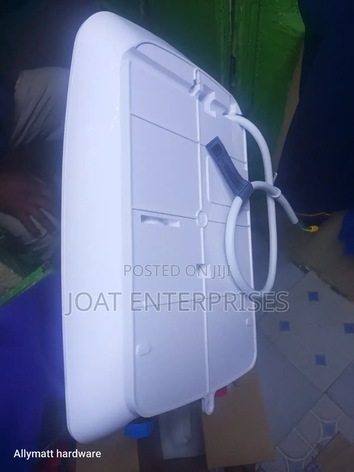 Lirlee Instant Shower With Pump