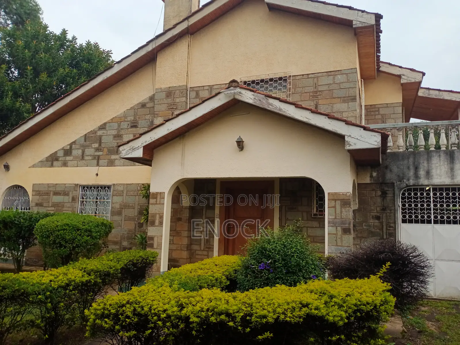 8bdrm Maisonette in Upper Elgonview for sale