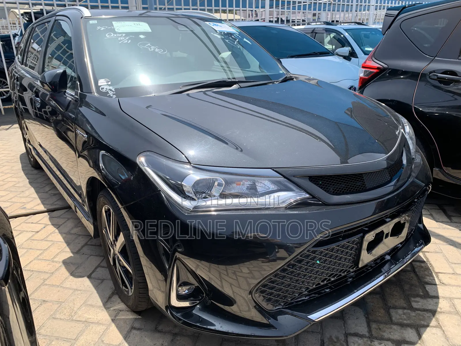 Toyota Corolla Fielder 1.5 Hybrid FWD 2018 Black
