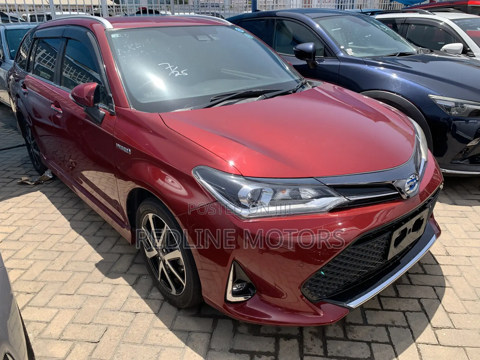 Toyota Corolla Fielder 1.5 Hybrid FWD 2018 Red
