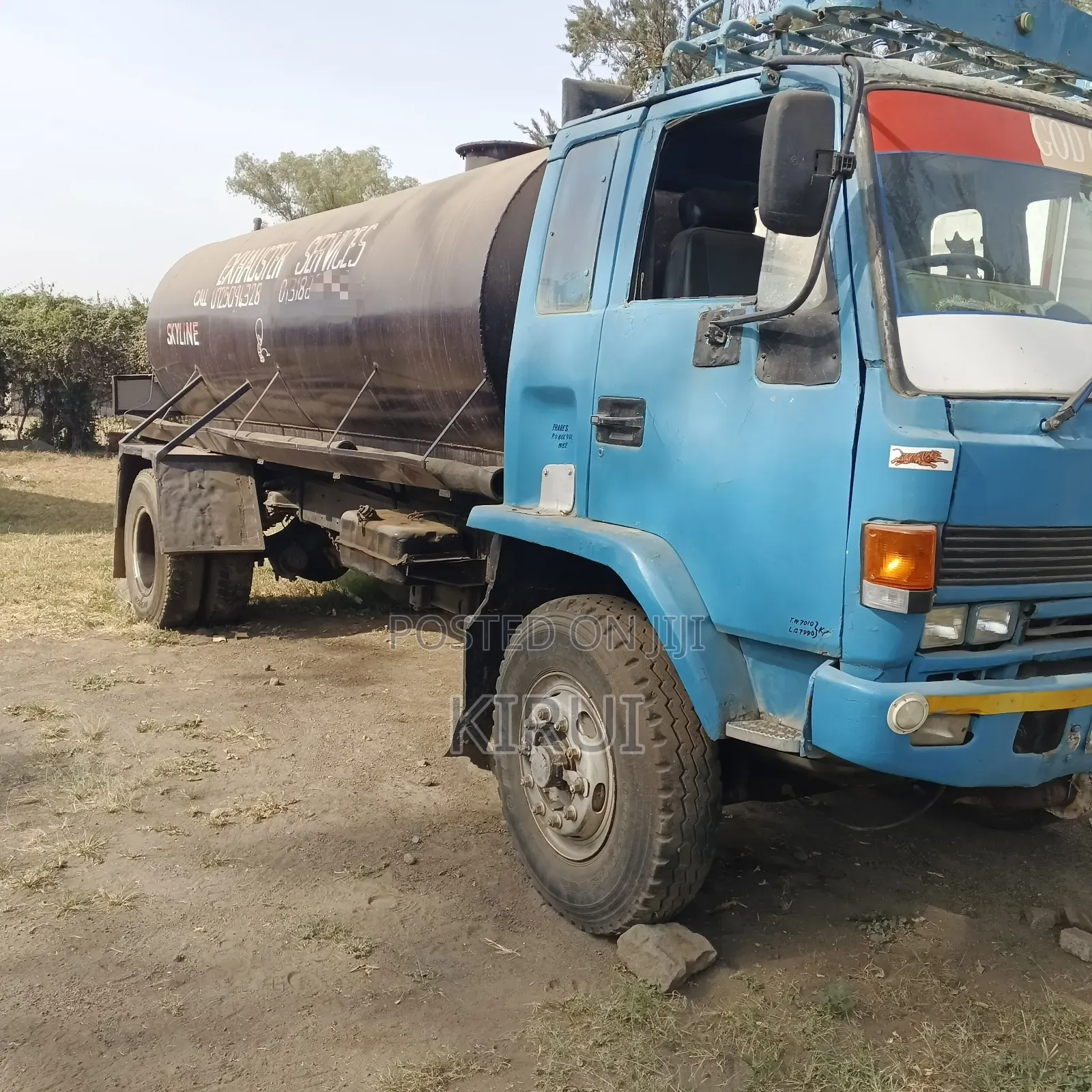 Exhauster Lorry