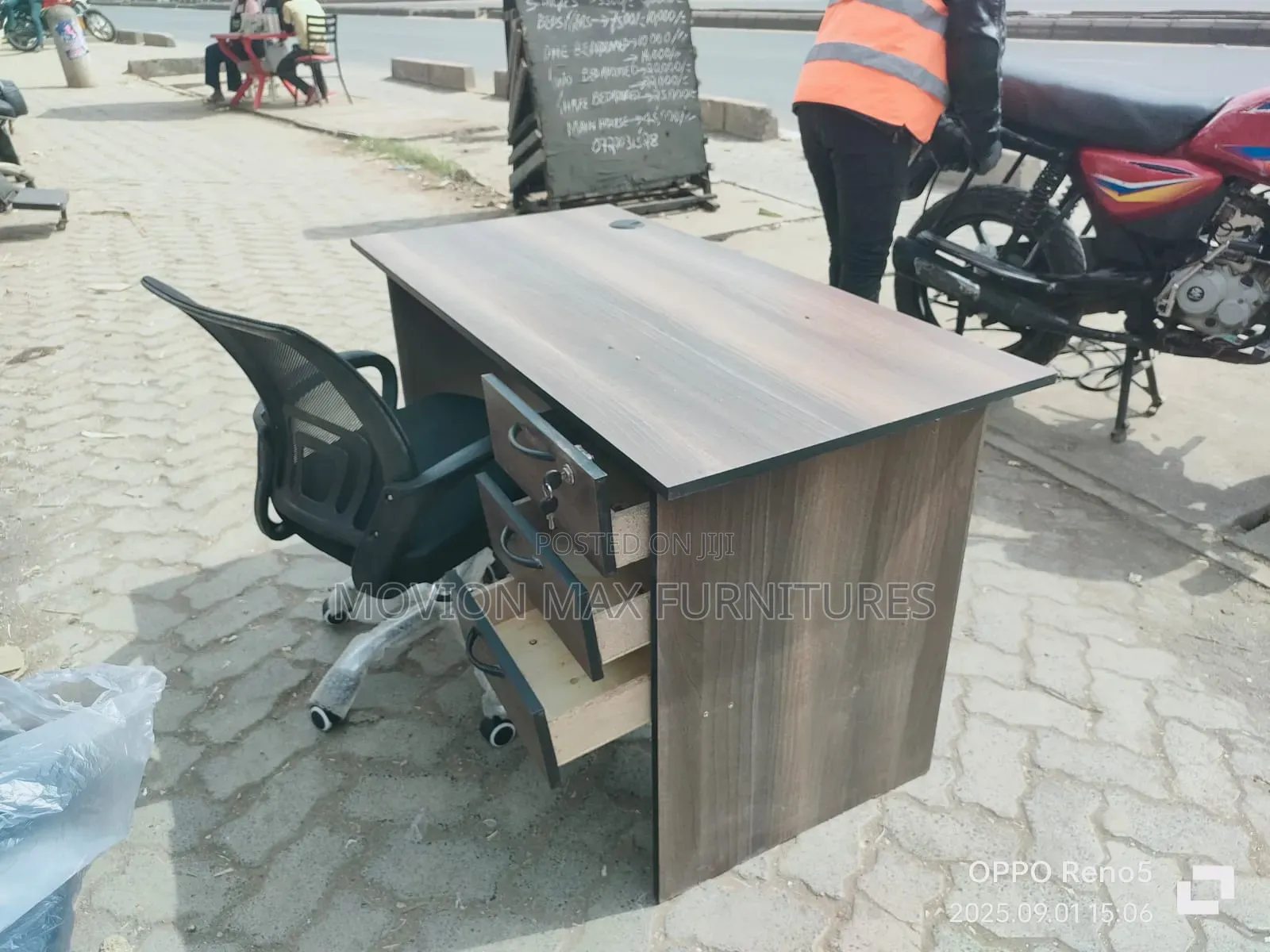 Max Office Set