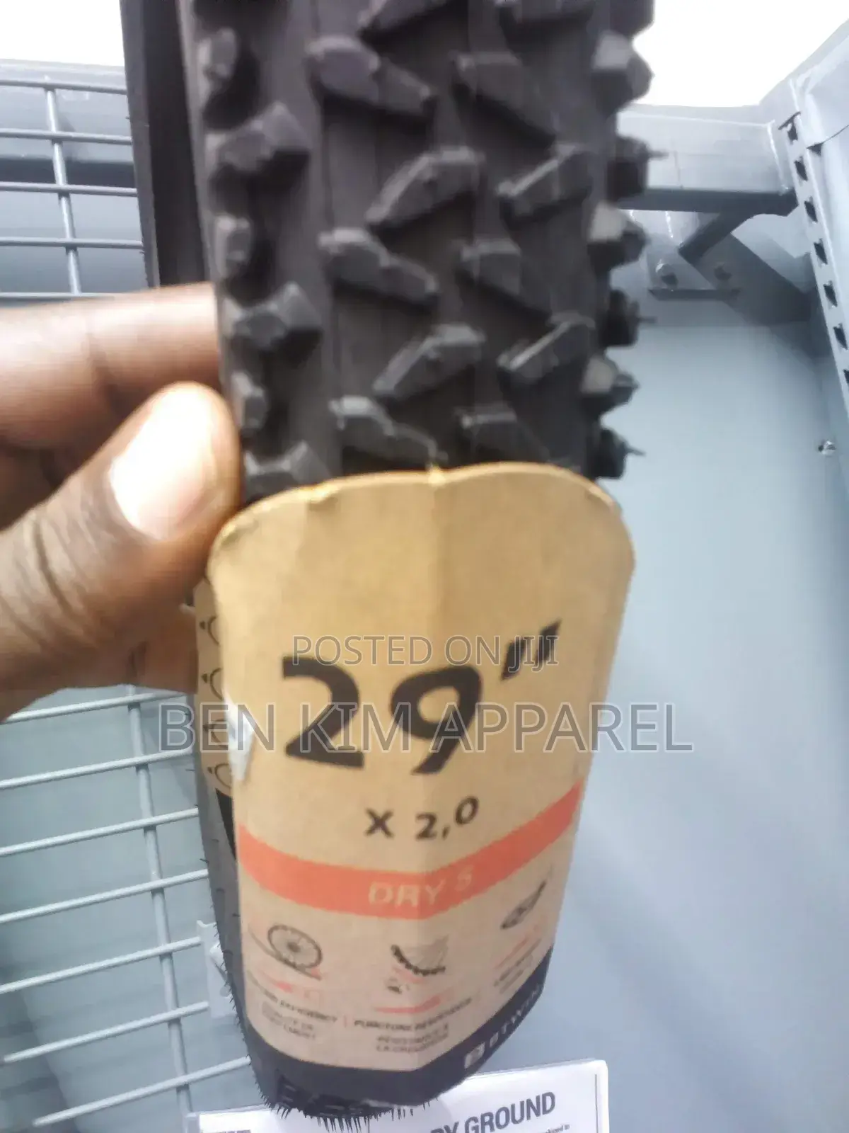 29" by 2.0 All Terrain MTB Tubeless Tire Black 800gms.