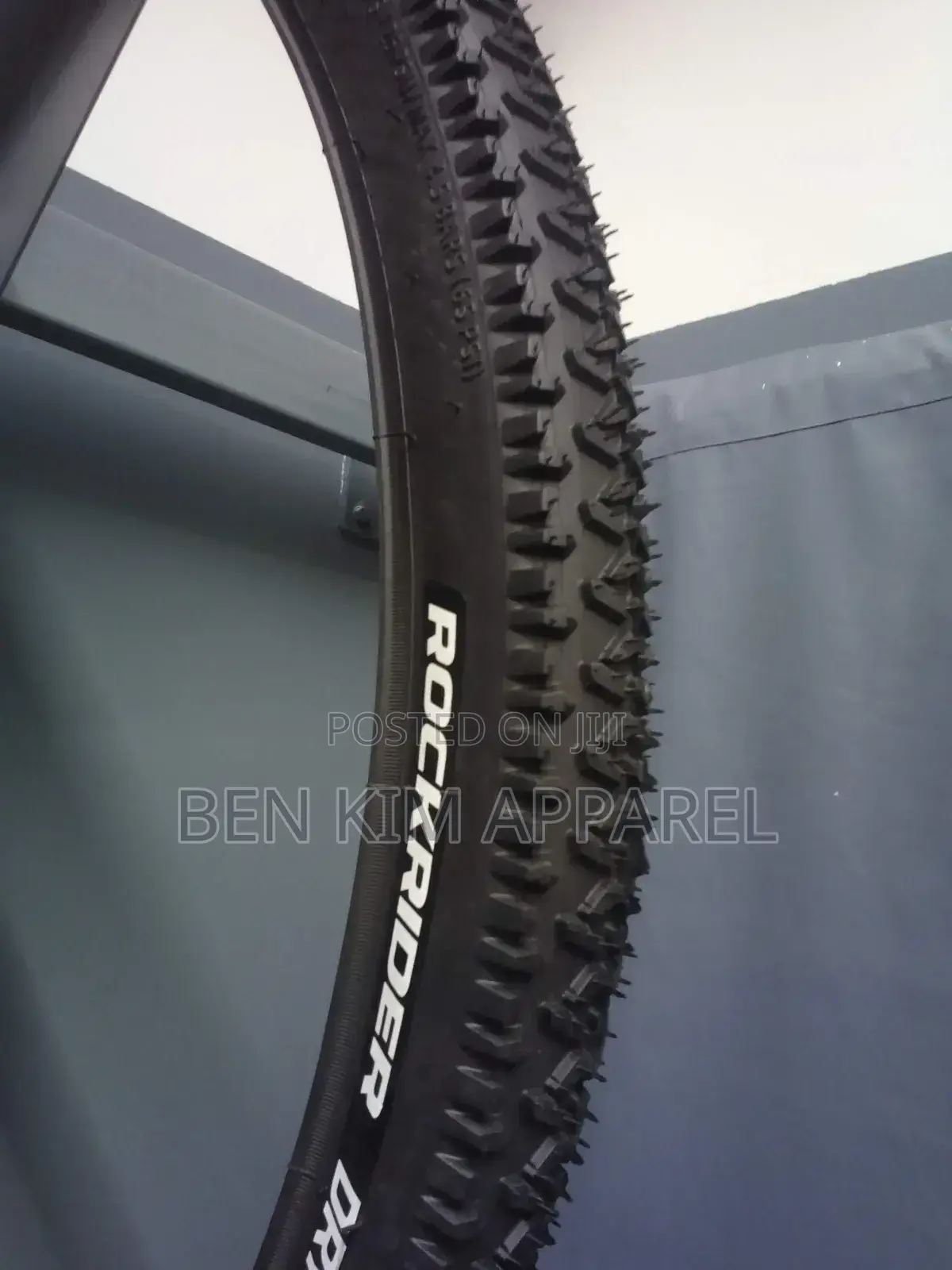 29" by 2.0 All Terrain MTB Tubeless Tire Black 800gms.