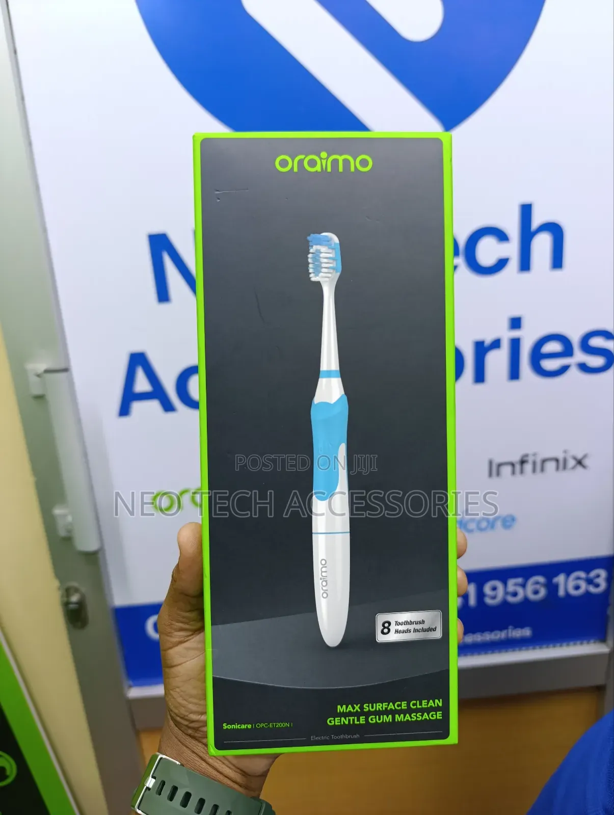 Oraimo Sonicare Electric Toothbrush ( 8 Toothbrush Heads Included)