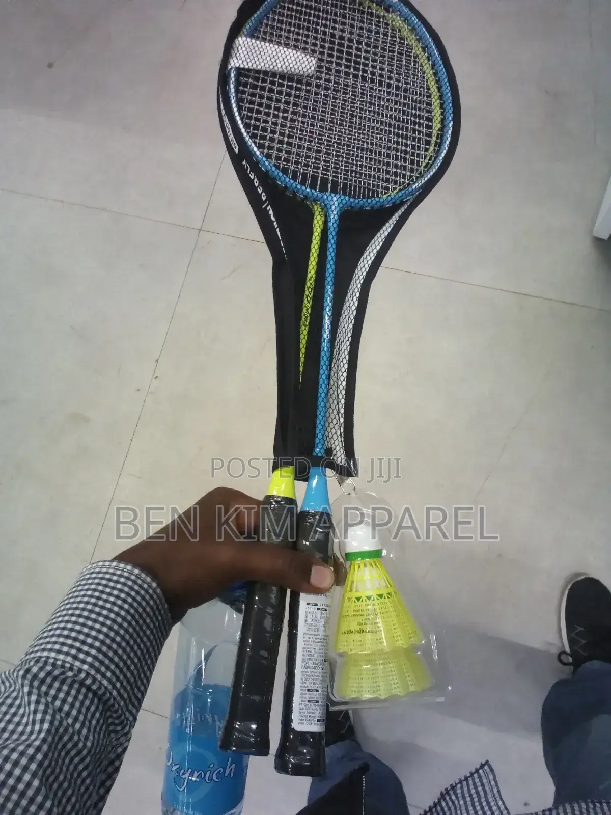 Badminton Begginers Set 2 Shuttles and Rackets