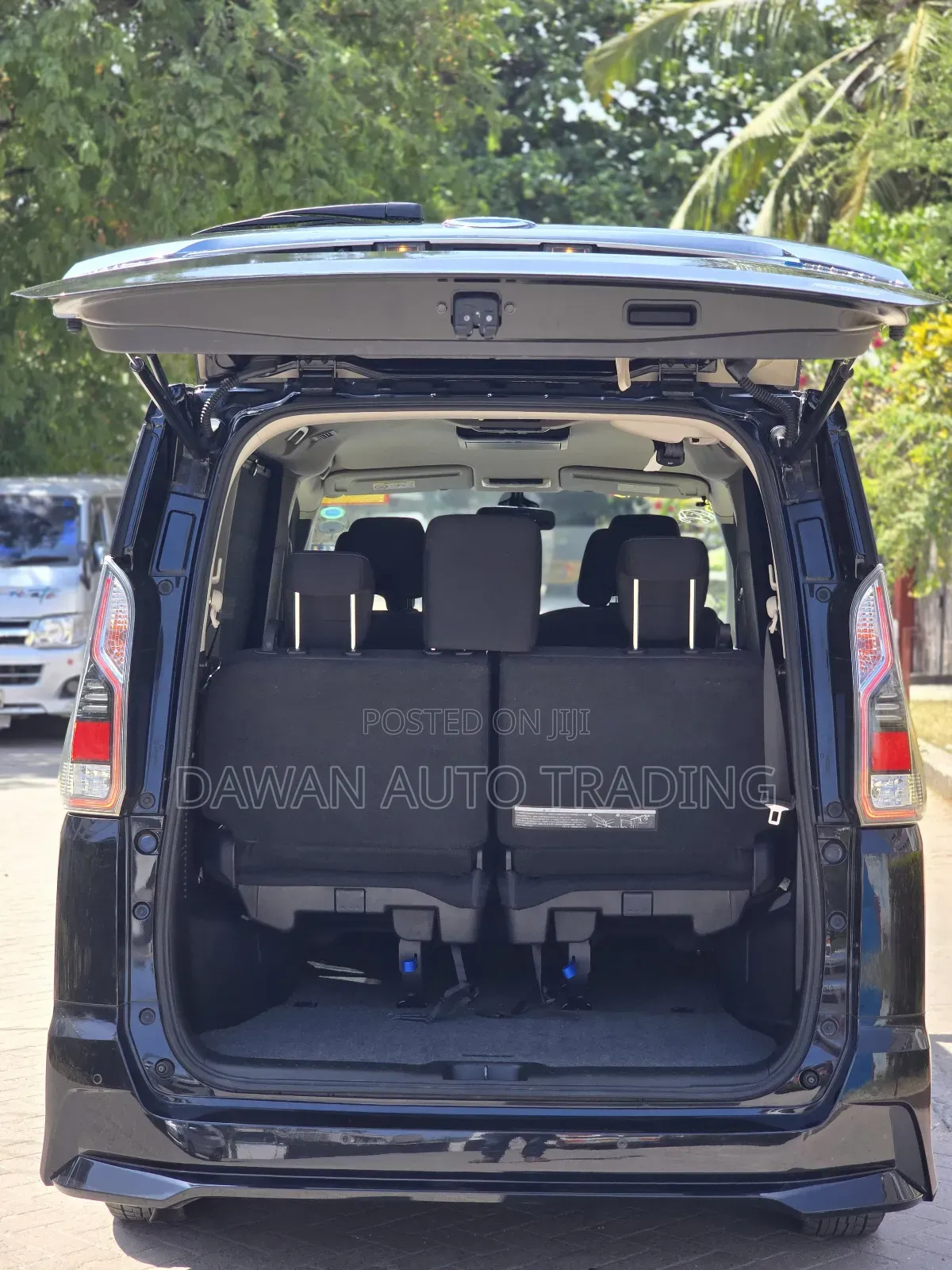 Nissan Serena 2019 Black