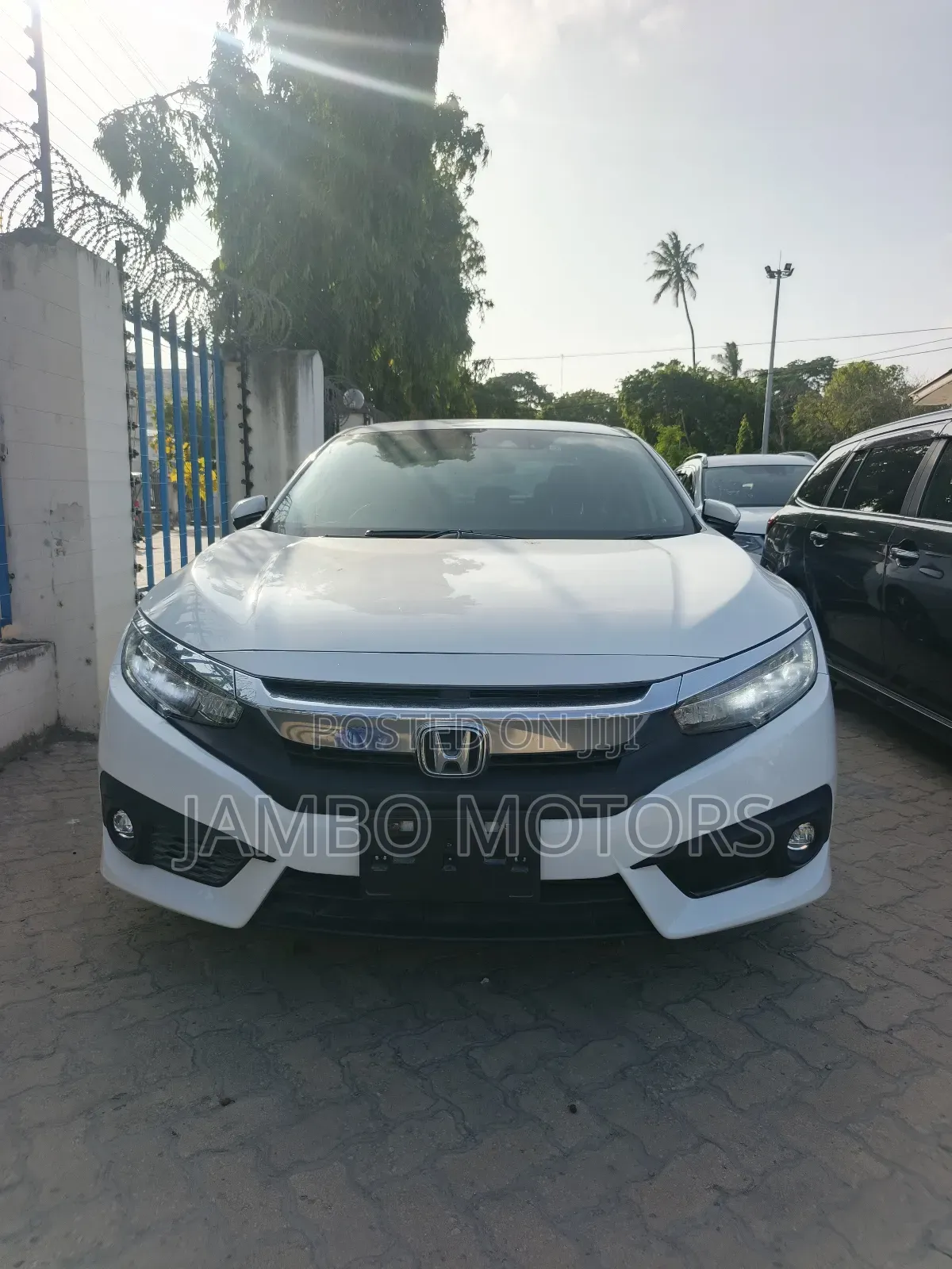 Honda Civic EX-L Sedan 2019 White