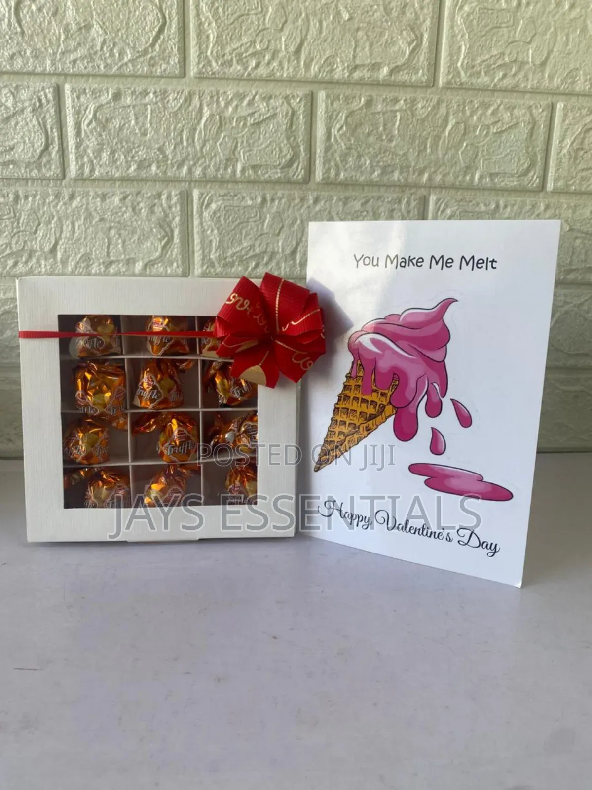 Valentines Gift: 12pcs Luxury Truffle Chocolate Card Set