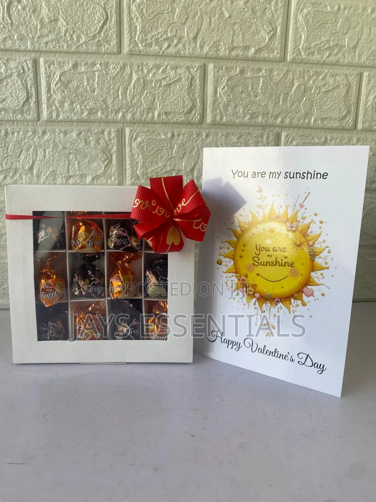 Valentines Gift: 12pcs Luxury Truffle Chocolate Card Set