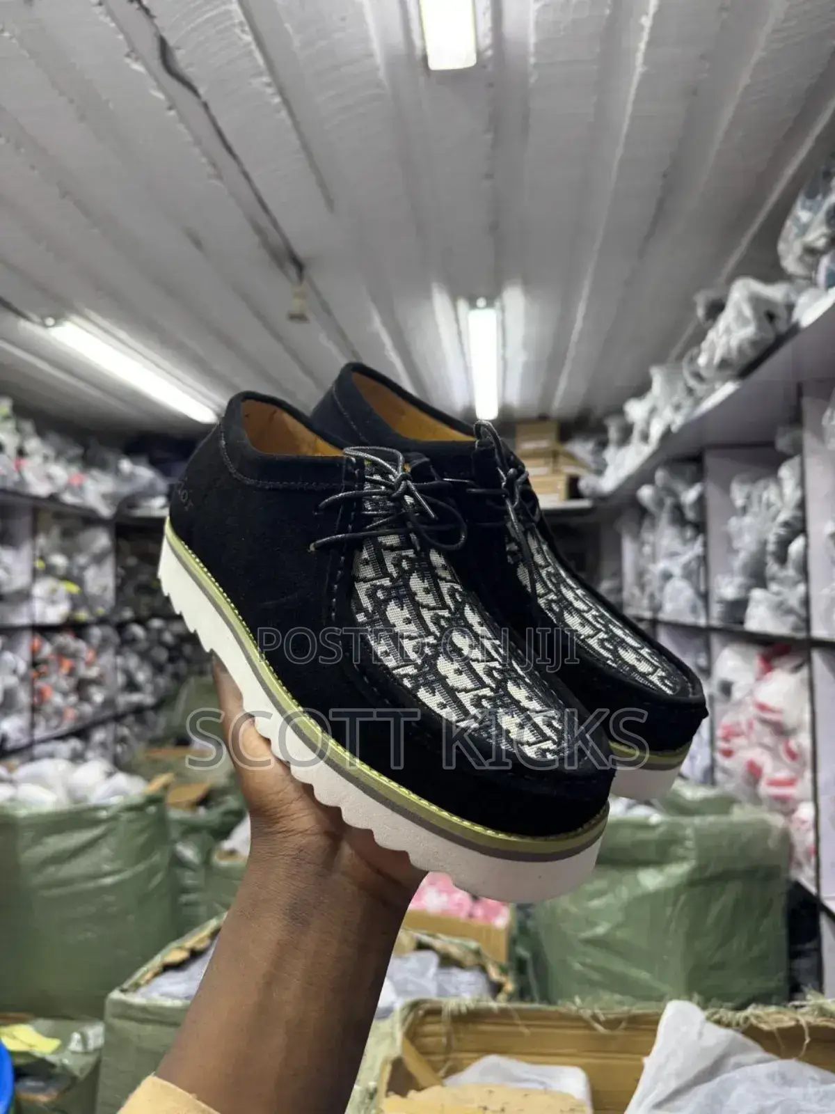 Clarks Dior