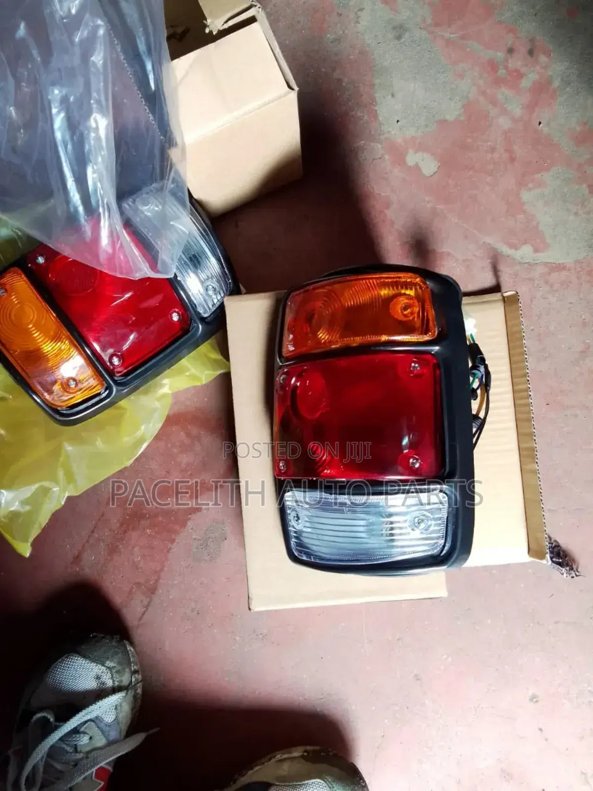 Tail Lamp/ Tail Light Datsun 1200