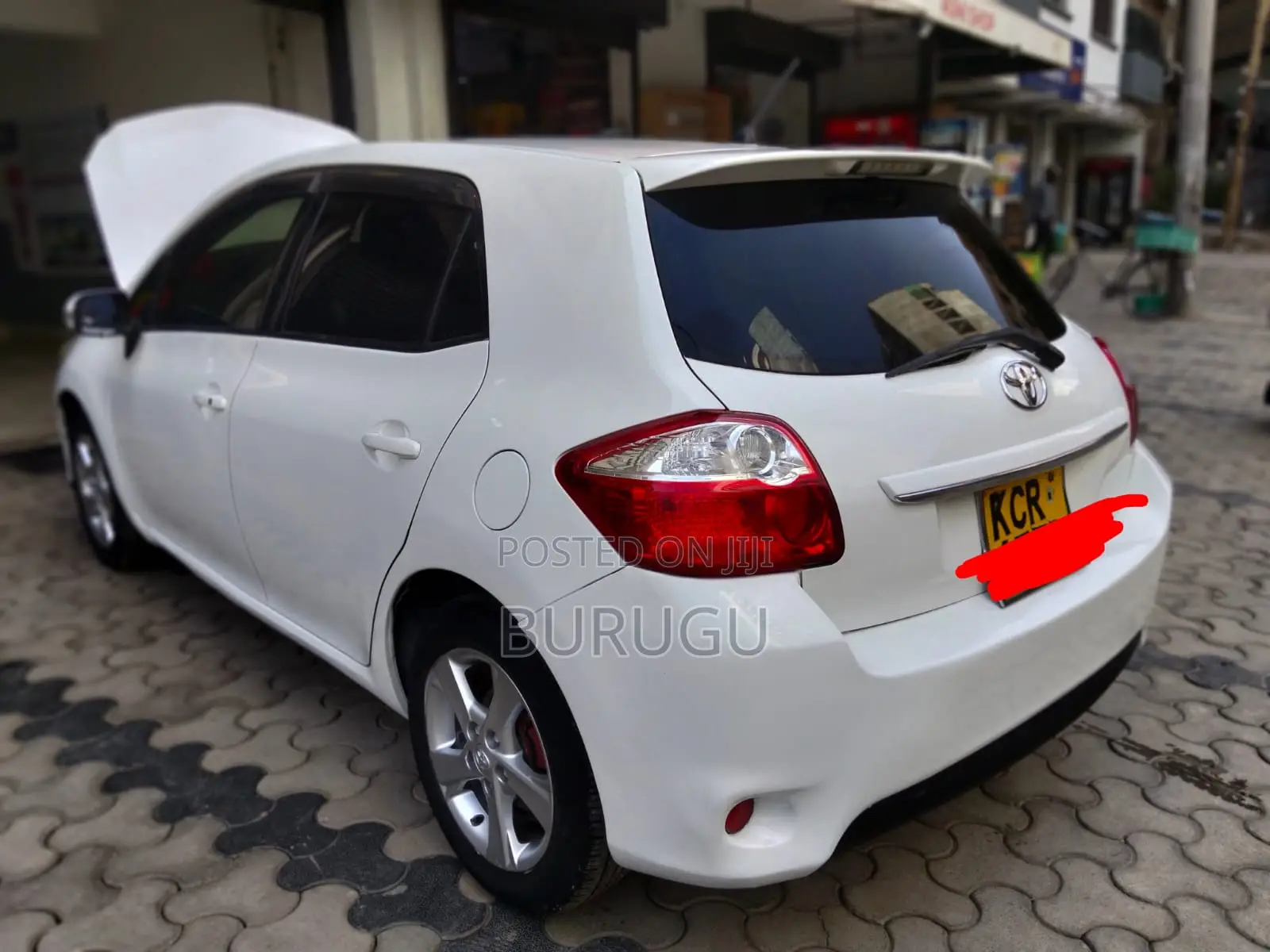 Toyota Auris 2012 White