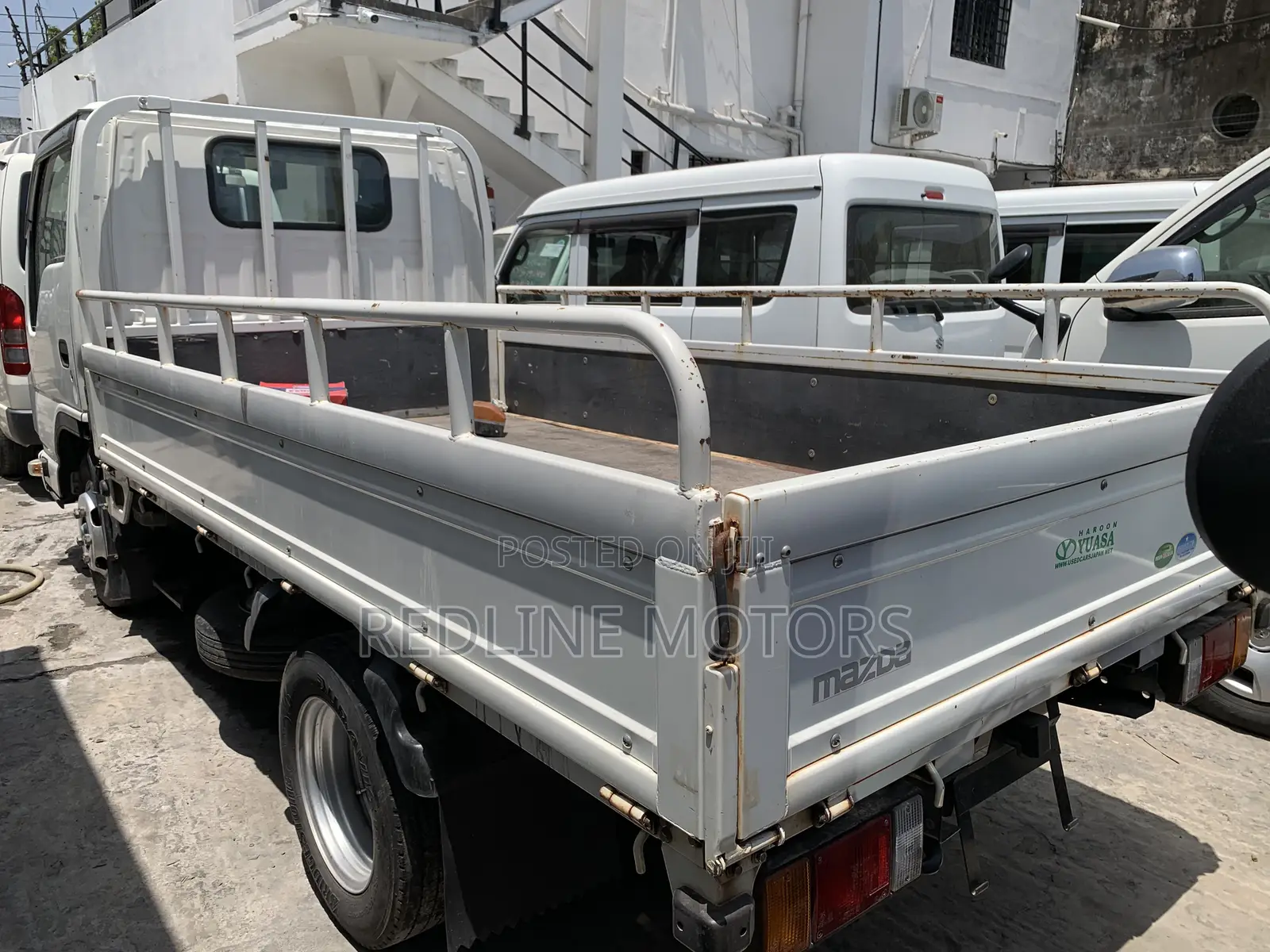 Mazda Titan Dash 2019 White