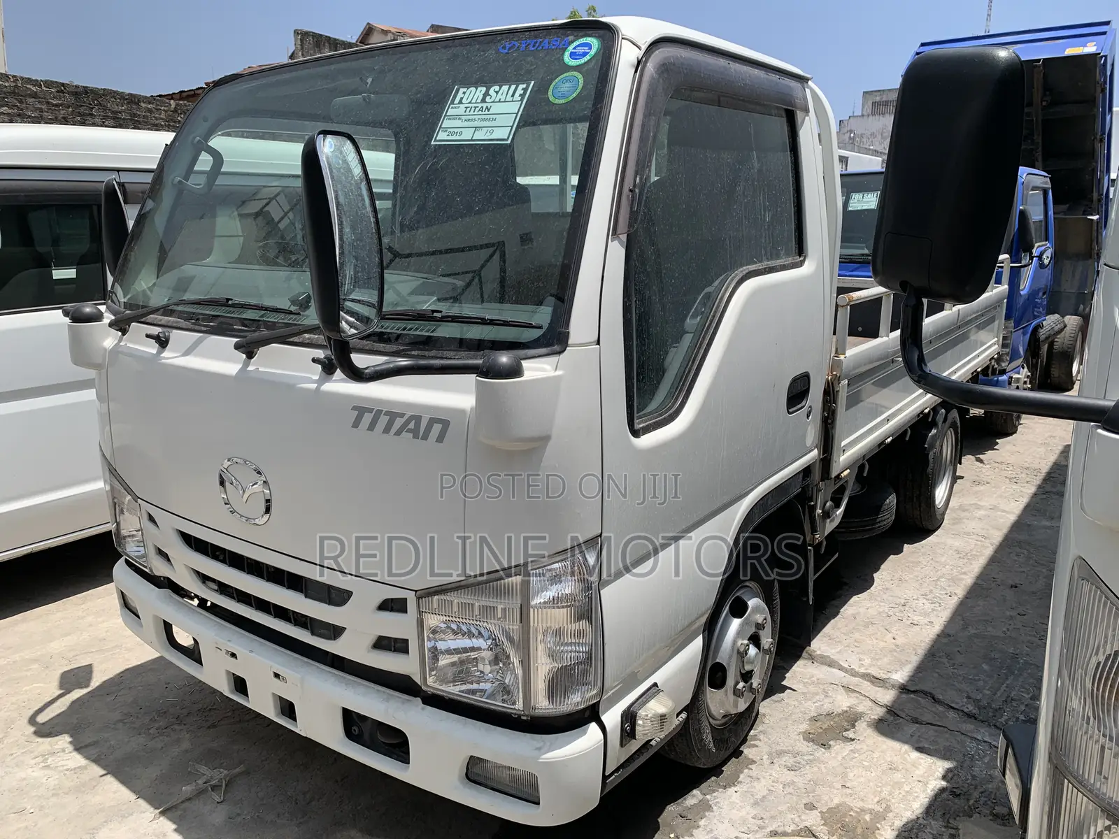Mazda Titan Dash 2019 White