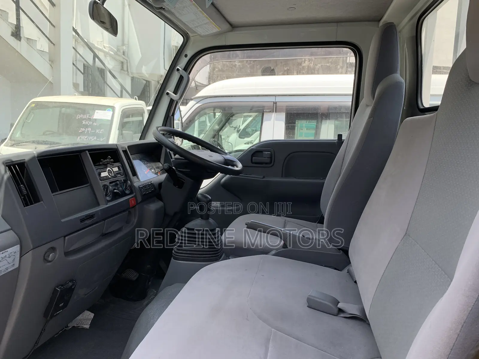 Mazda Titan Dash 2019 White
