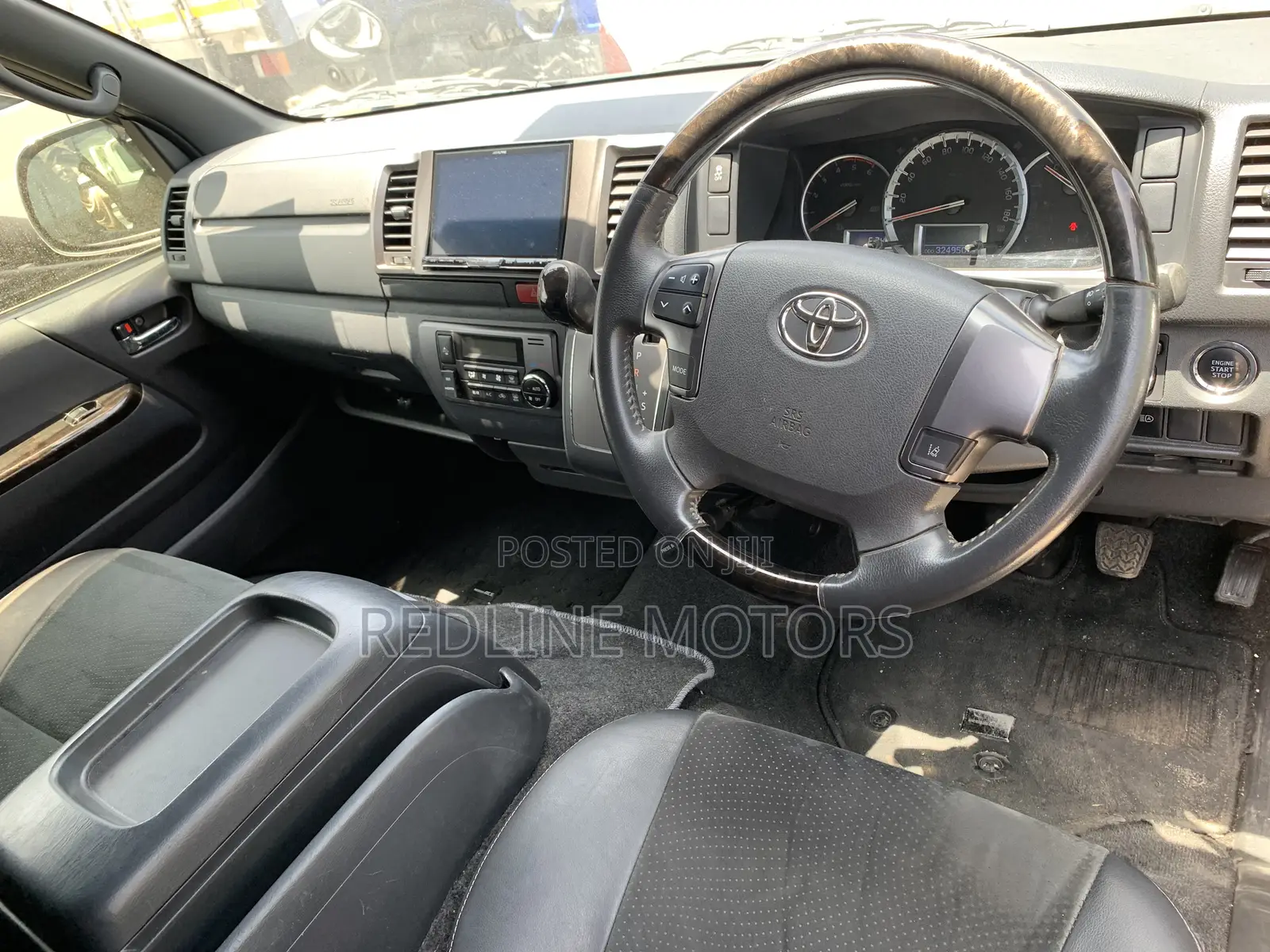 Toyota Regius 2018 Black