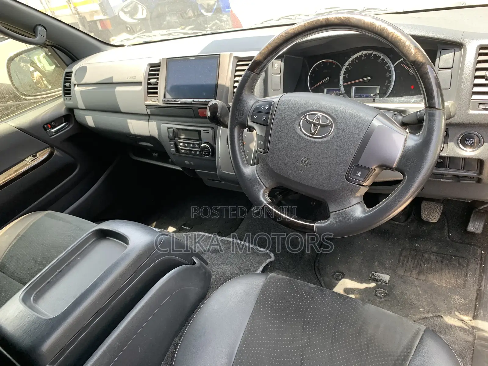 Toyota Regius 2018 Black