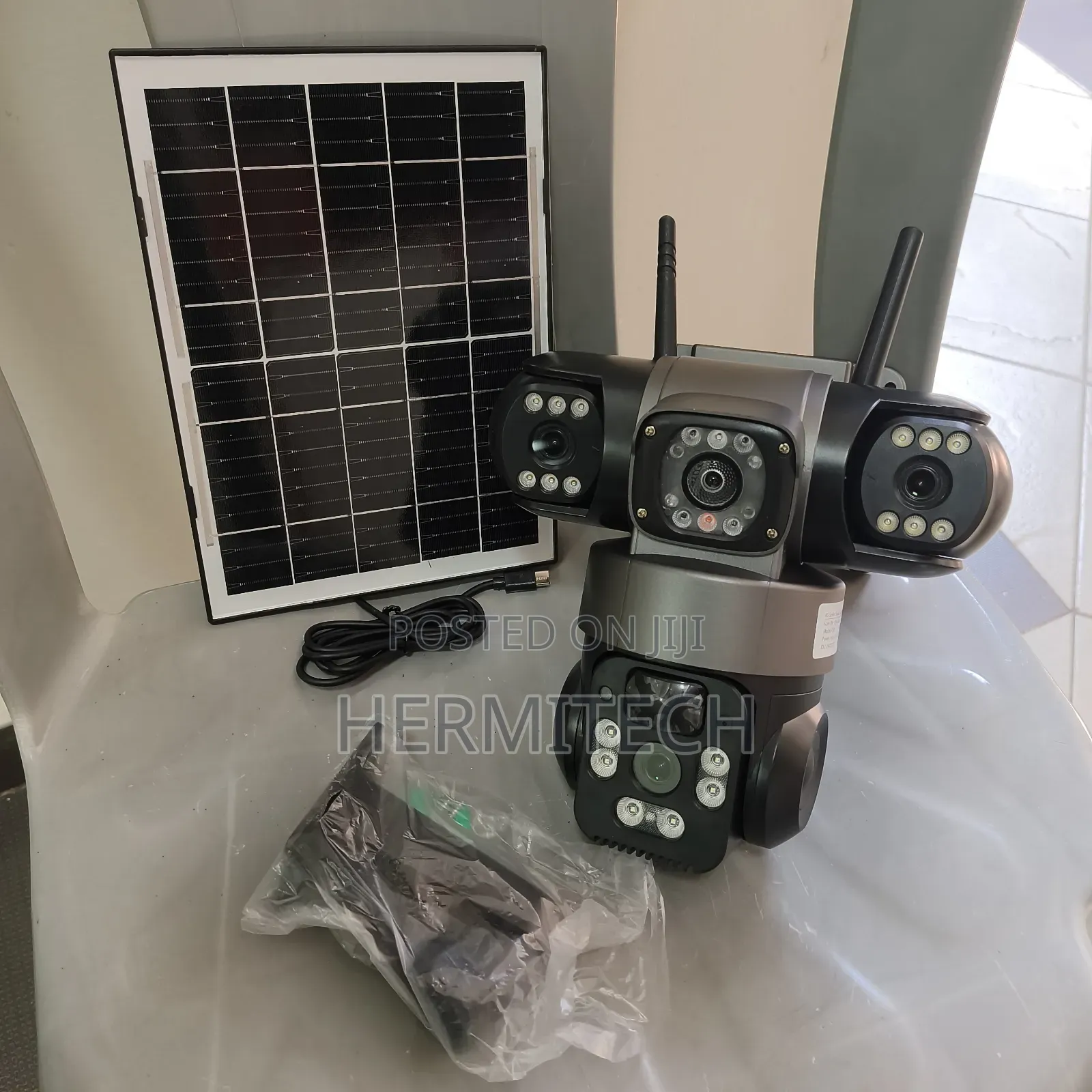 Triple Lens 4g Cameras Solar Powered