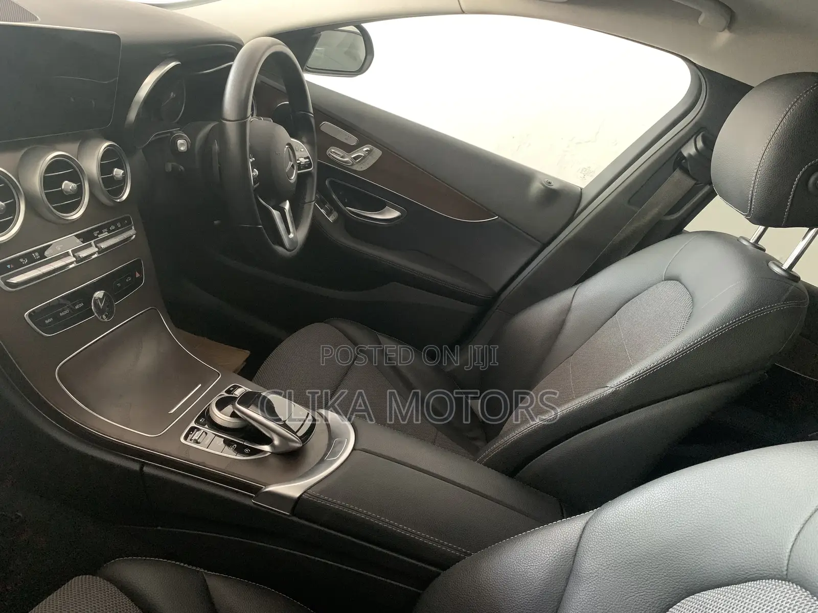 Mercedes-Benz C180 2018 Black