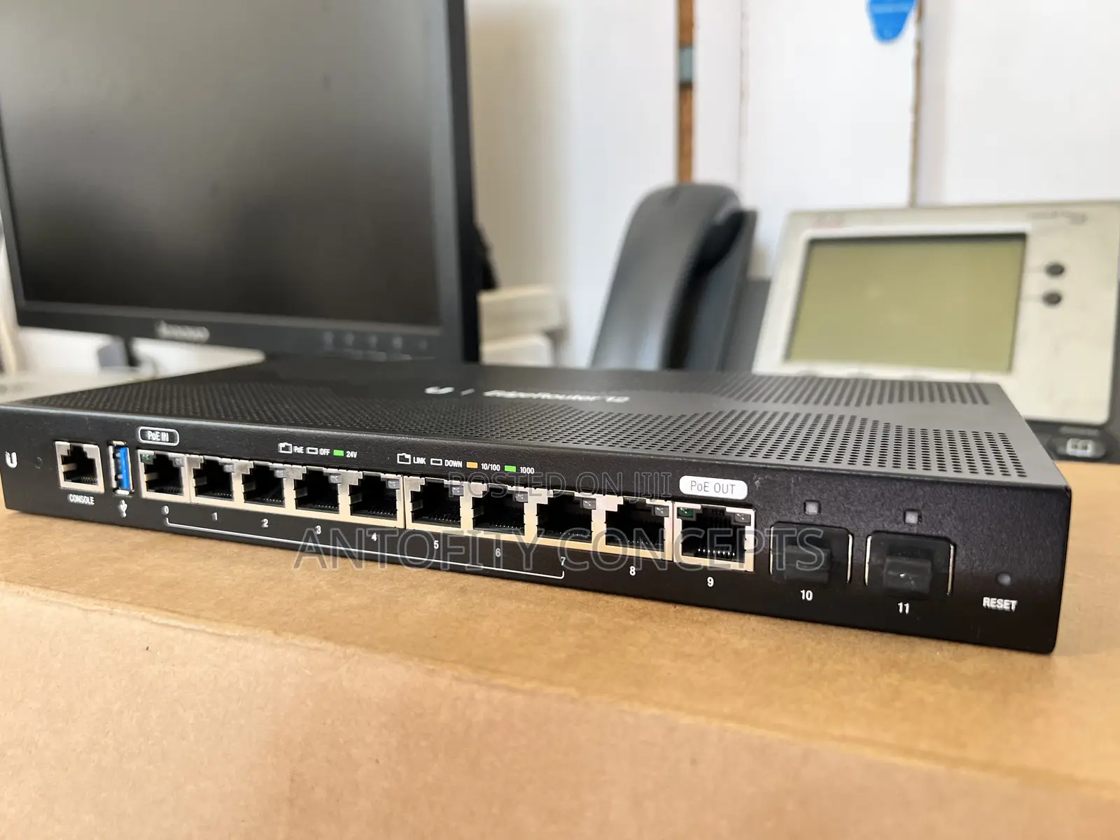 Ubiquiti Edgemax Edgerouter 12 Port Router (Er-12p)