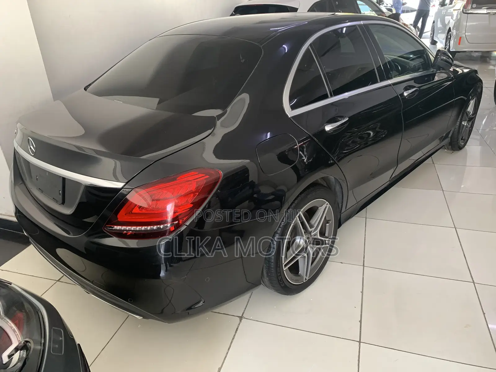 Mercedes-Benz C200 2018 Black