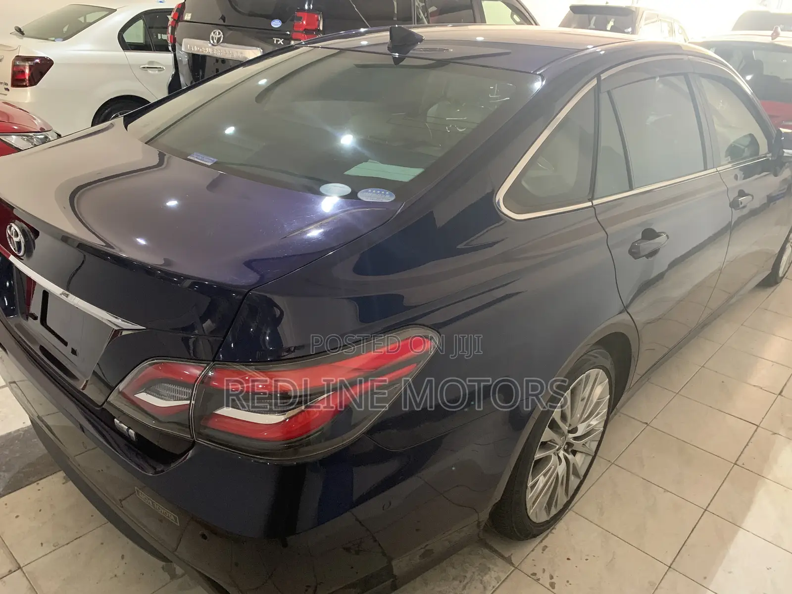 Toyota Crown 2018 Blue