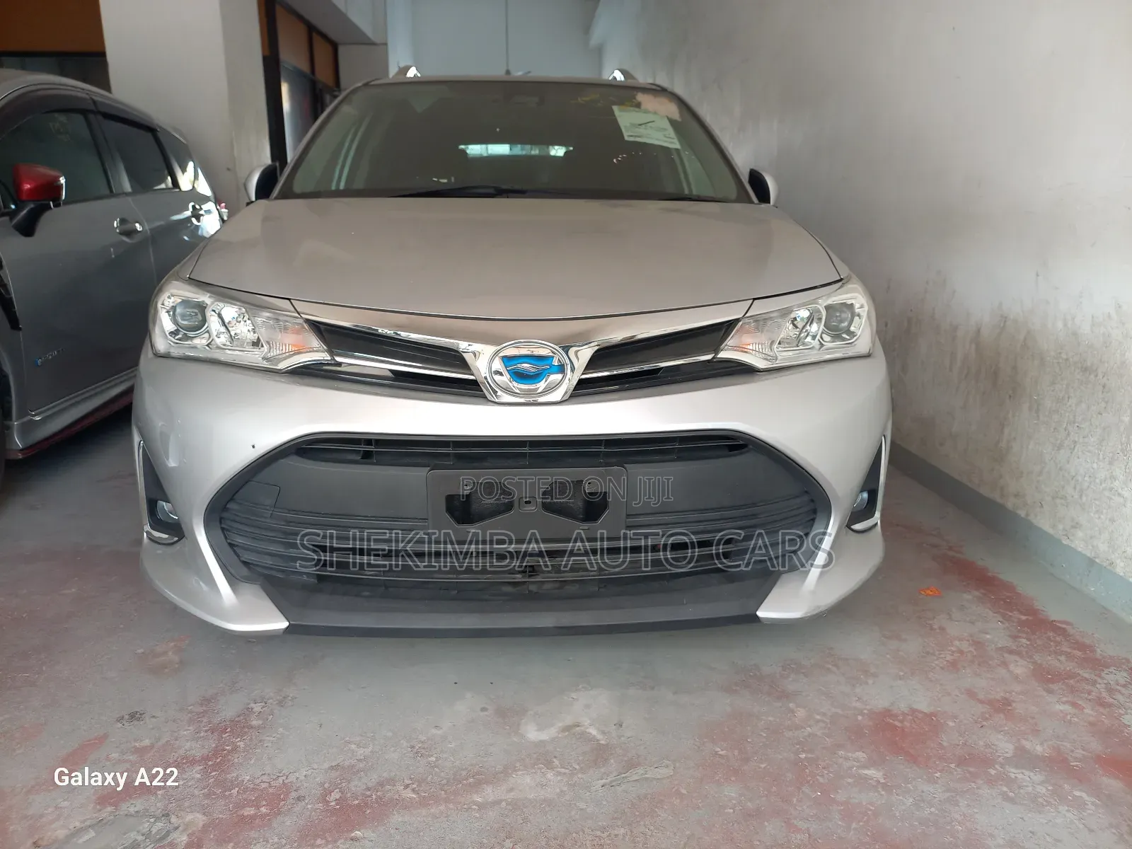 Toyota Corolla Fielder 2019 Silver