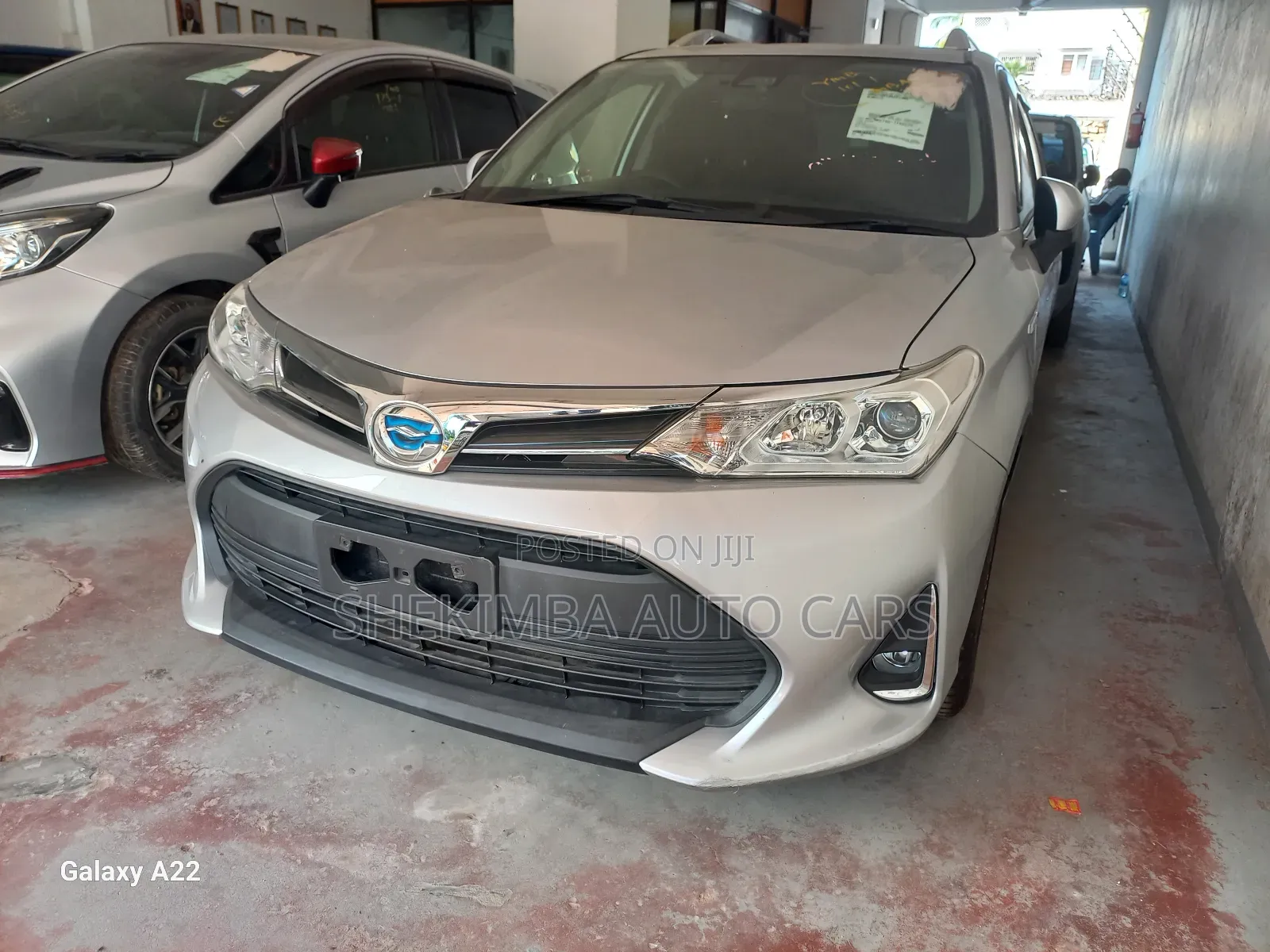 Toyota Corolla Fielder 2019 Silver
