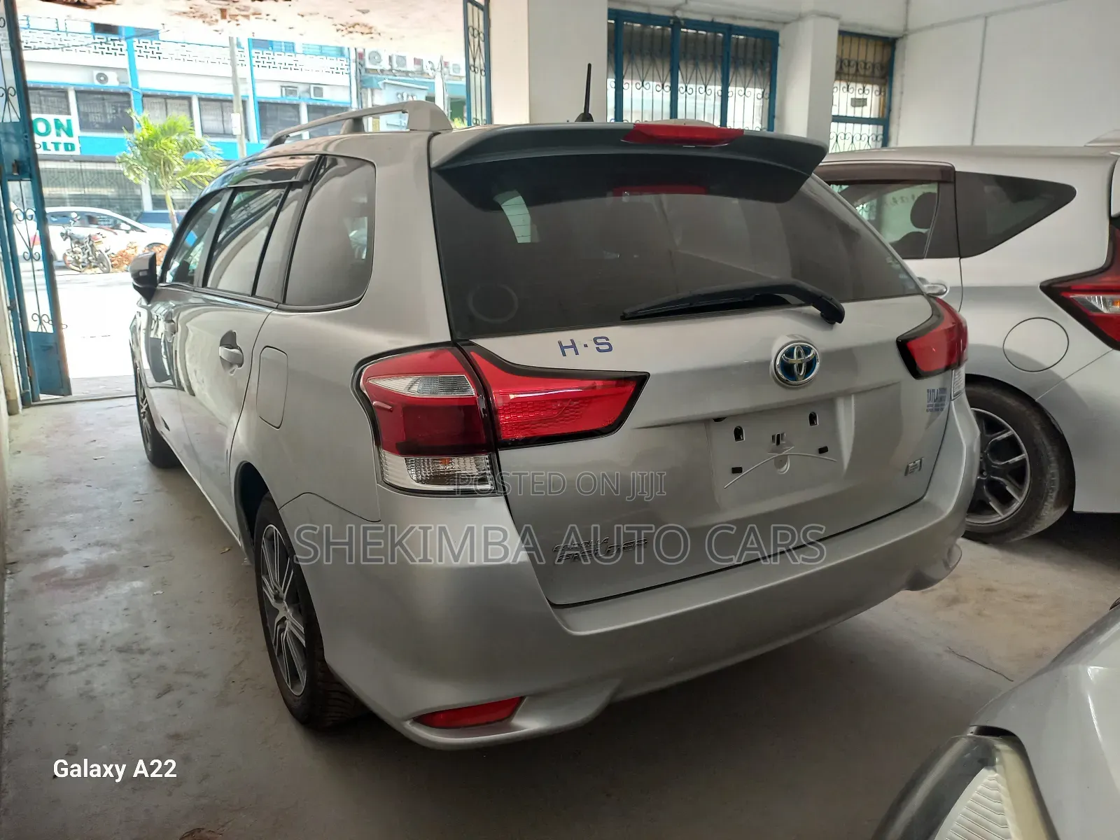 Toyota Corolla Fielder 2019 Silver