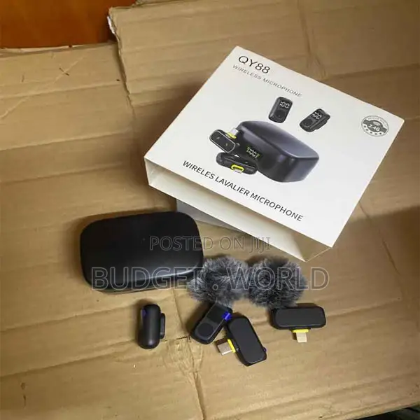 . Qy88 Rechargeable Wireless Microphone With Charging Box