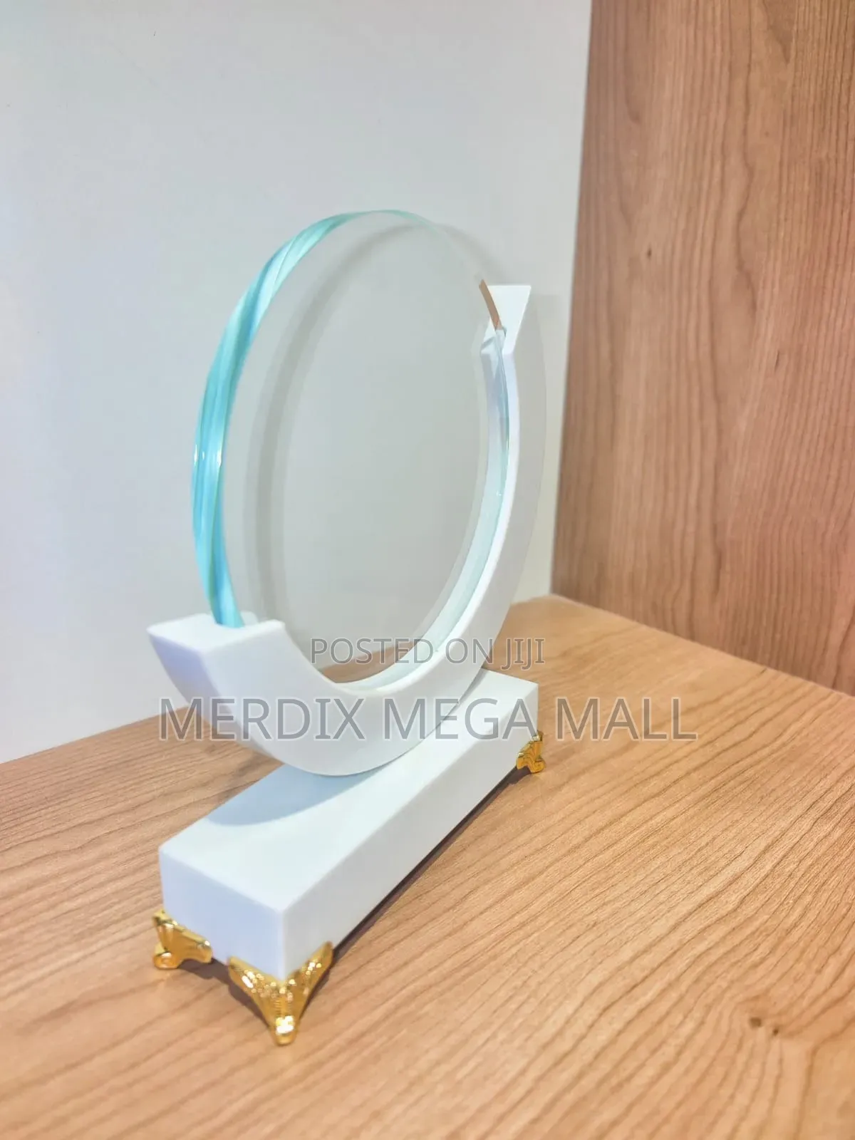 White Throne Award
,Awards