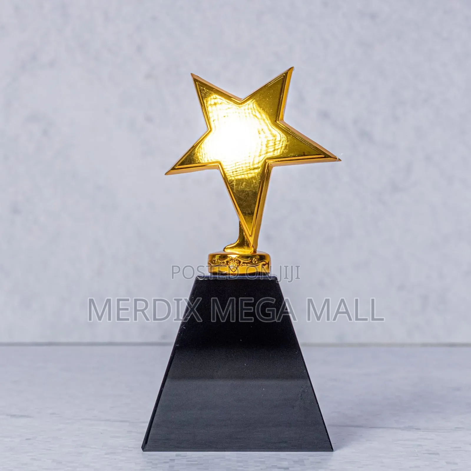 Cr014 Crystal Award, Awards