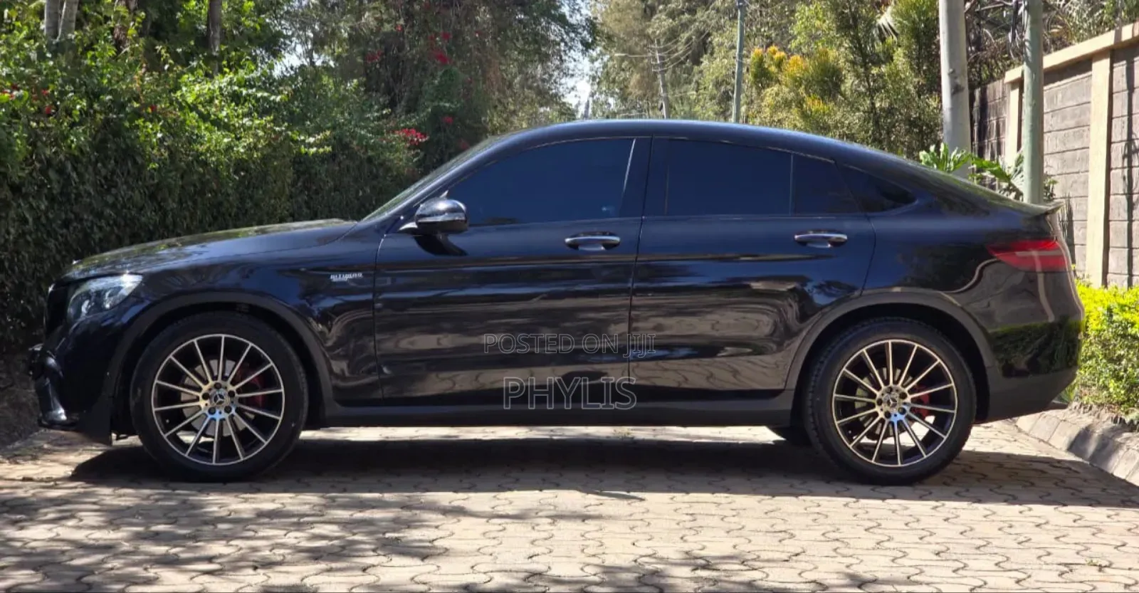 Mercedes-Benz GLC-Class GLC250 Sport Utility 4-Door (2.0L, 4cyl Turbo)
