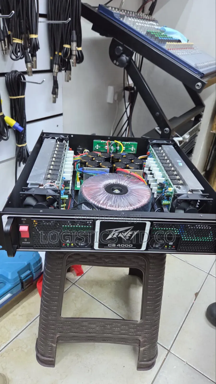 Peavey Cs4000 2 Rack Unit Professional Power Amplifier 40 Transistor