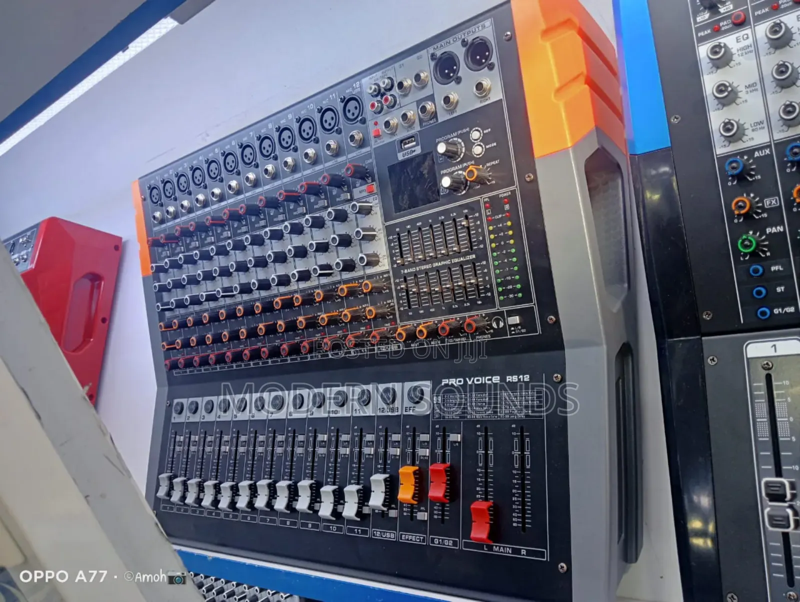 Pro Voice Rs12 Powered Mixer