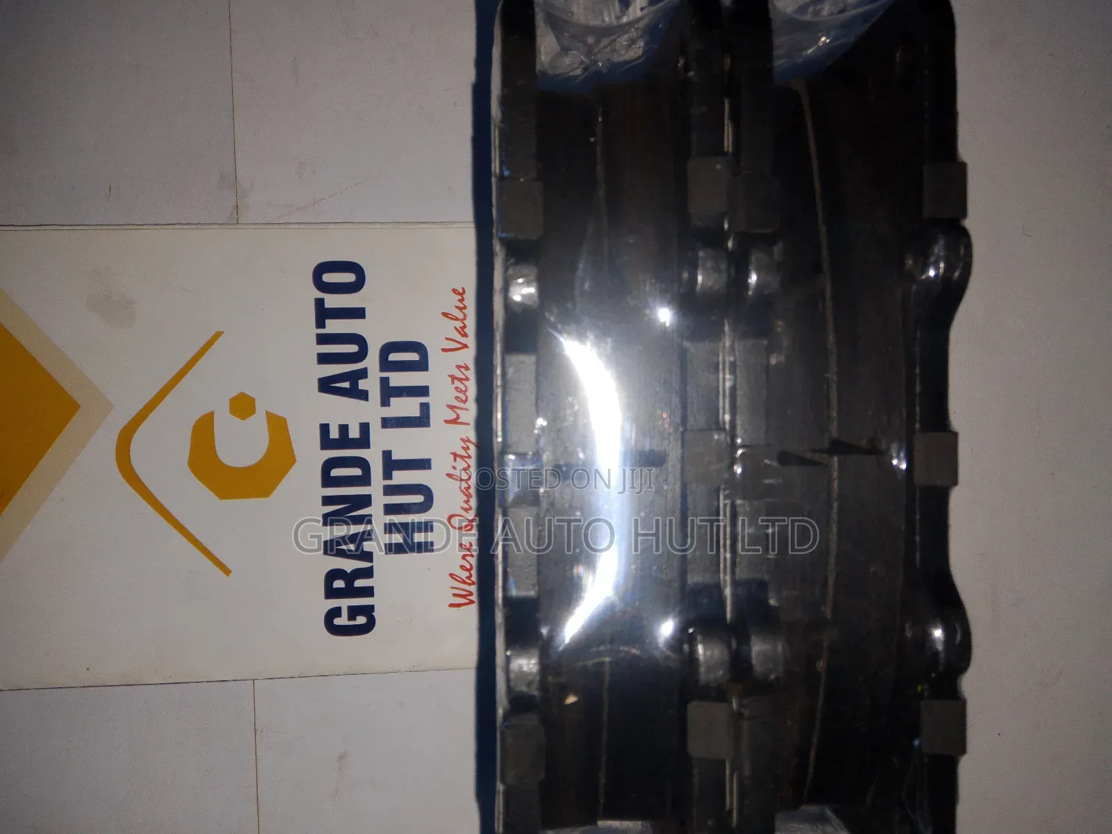 Front Brake Pads ,Long, for Toyota Hilux (J-1 Brakes Brand)