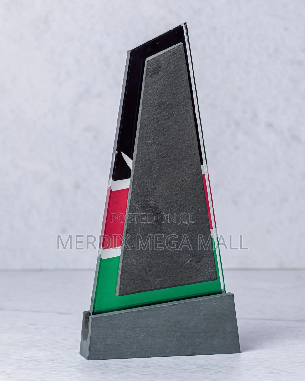 Un868
Award, Awards