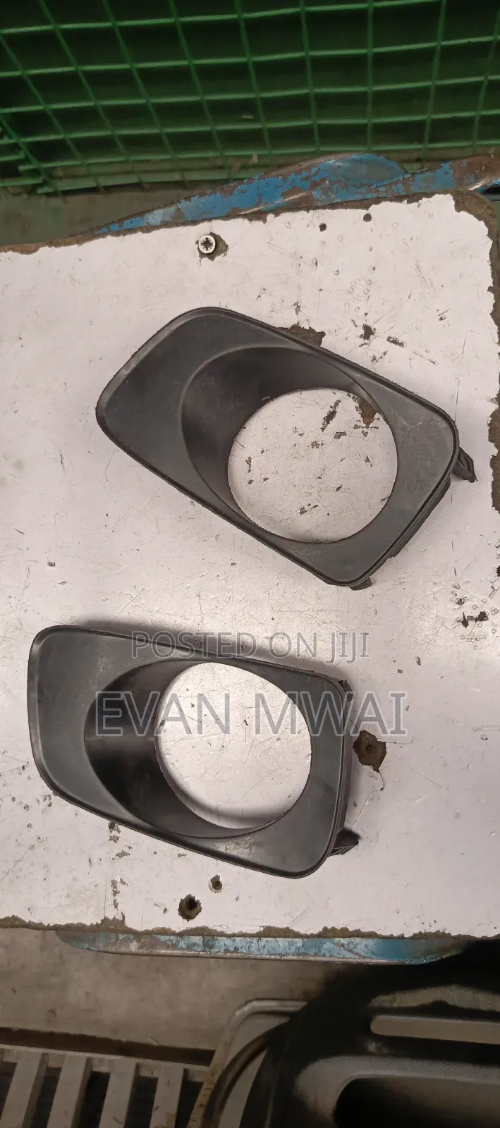 Fog Light Puter Covers Axio/Fielder 2012