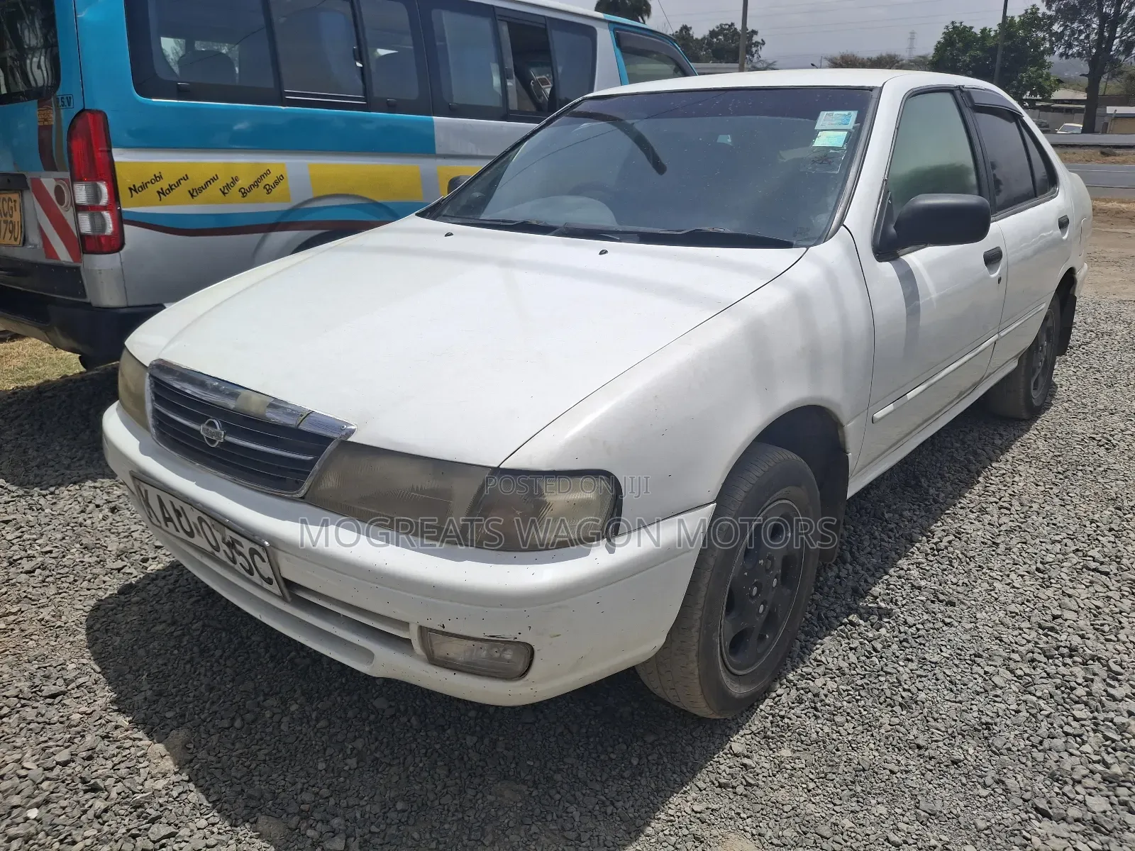 Nissan Sunny 1998 White