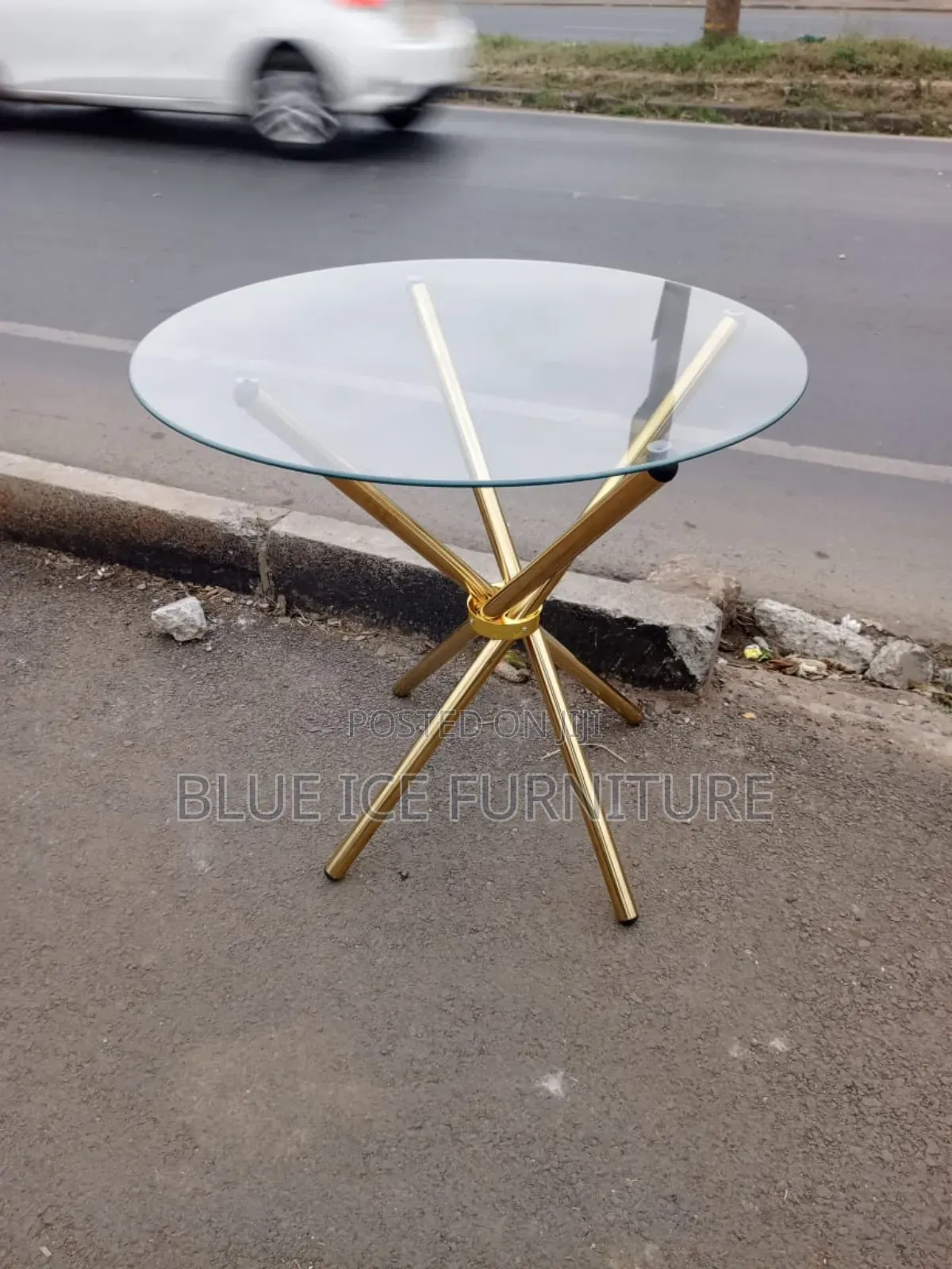 Modern Balcon Table