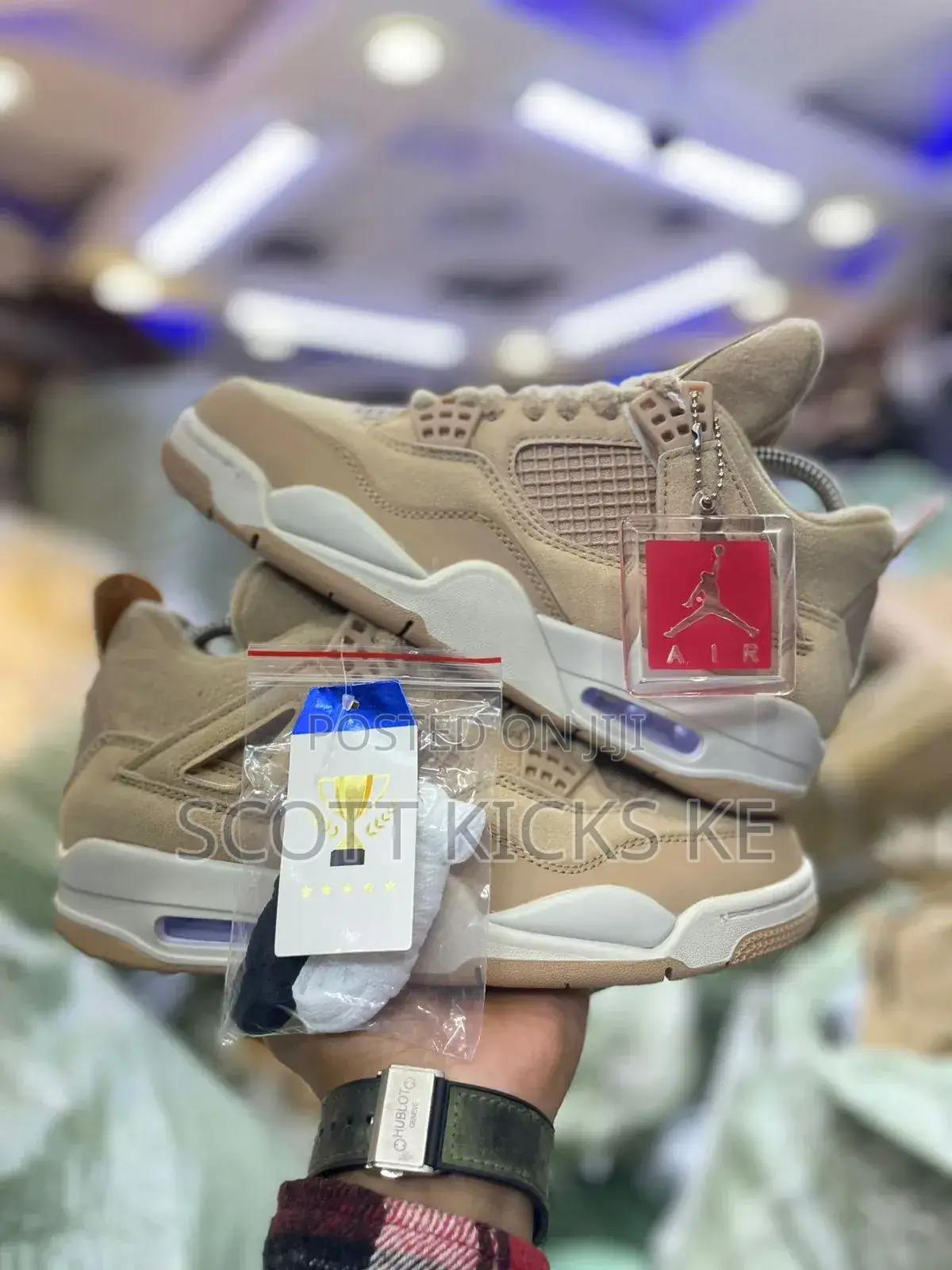 Air Jordan 4 Retro “Cozy Girl “ 