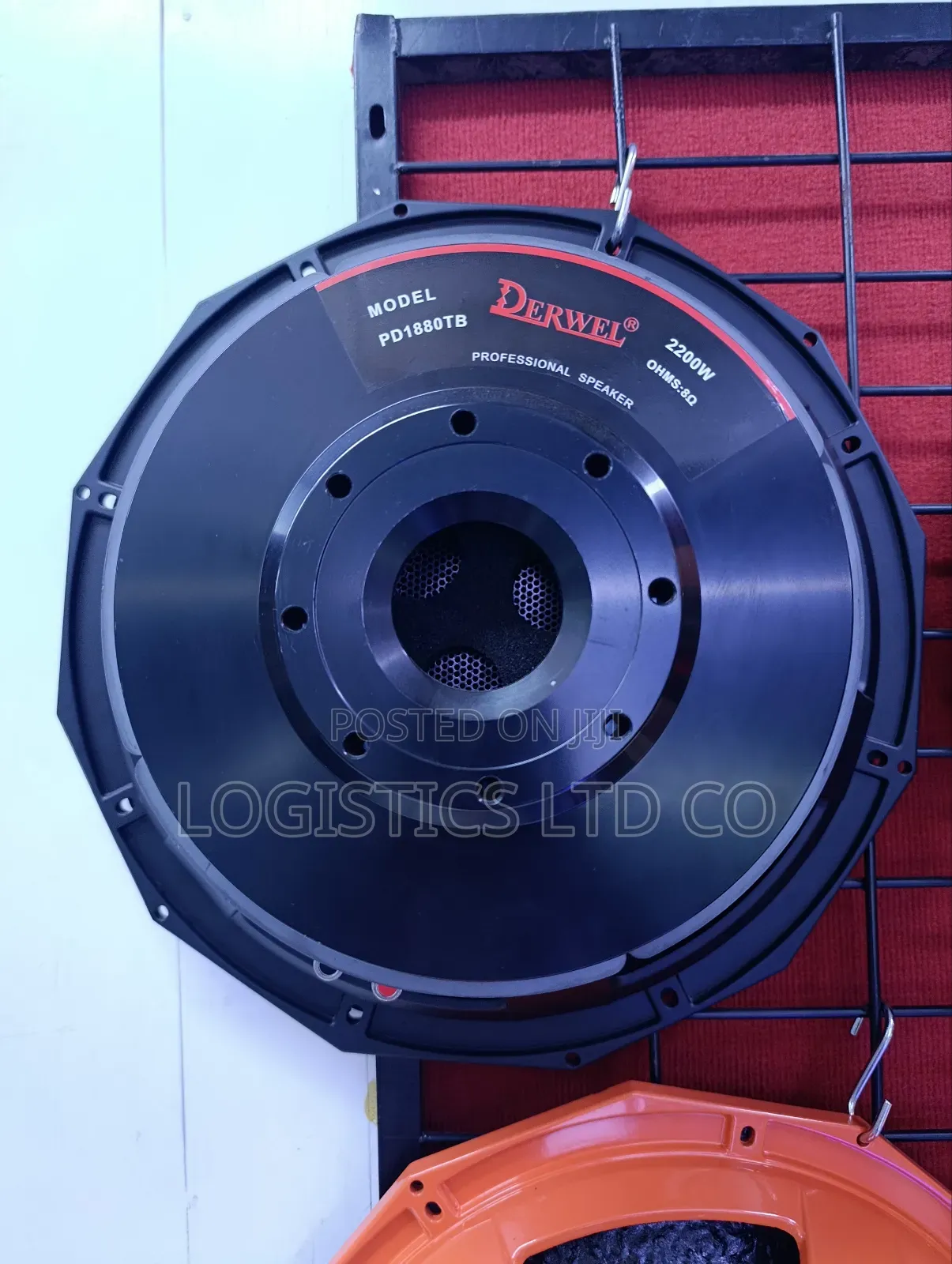 Derwel Pd1880 2000w Carbon Fibre Water Proof Speaker