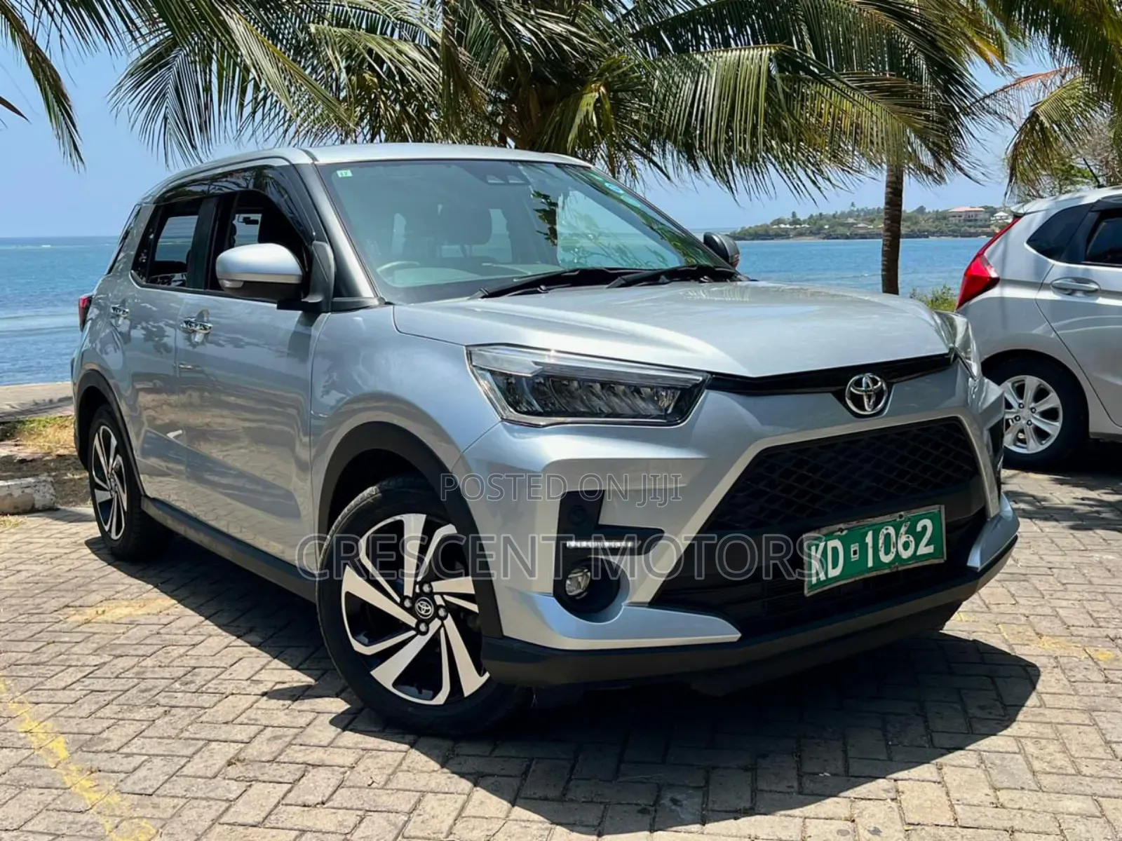 Toyota Raize 2019 Silver