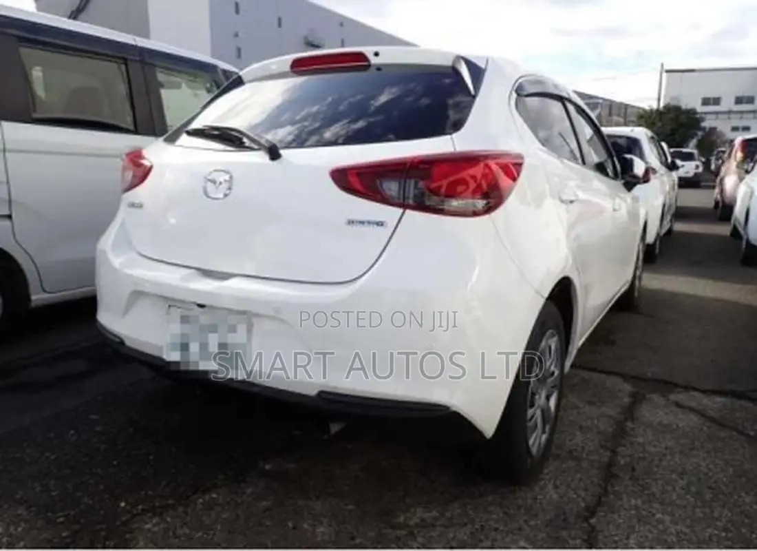 Mazda Demio 2019 Pearl