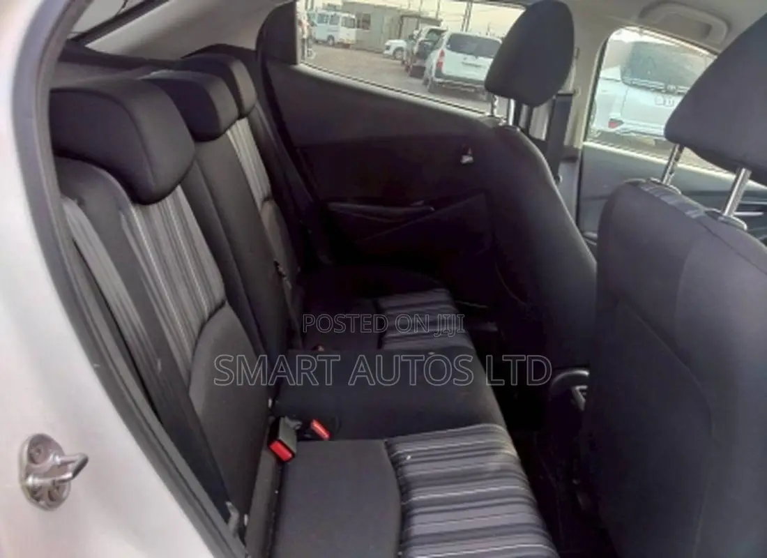 Mazda Demio 2019 Pearl