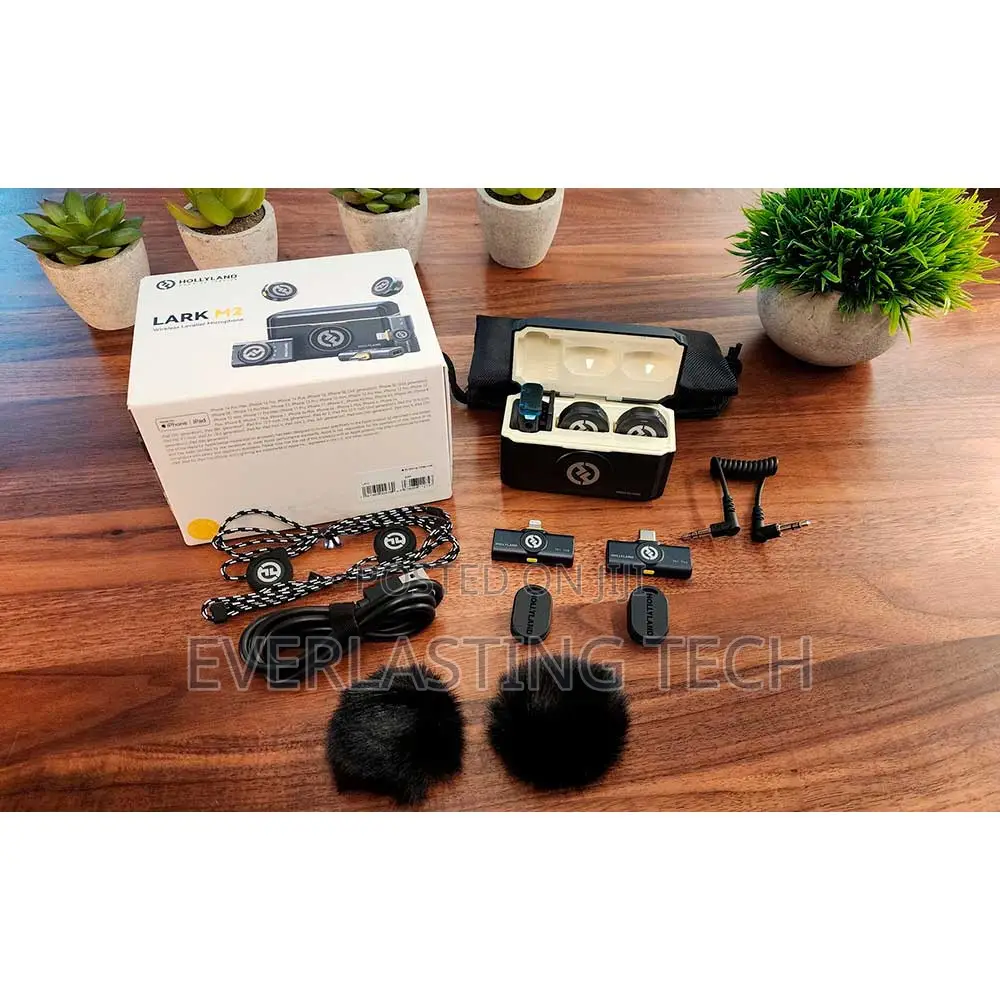 Hollyland Lark M2s Combo 2-Person Wireless Microphone
