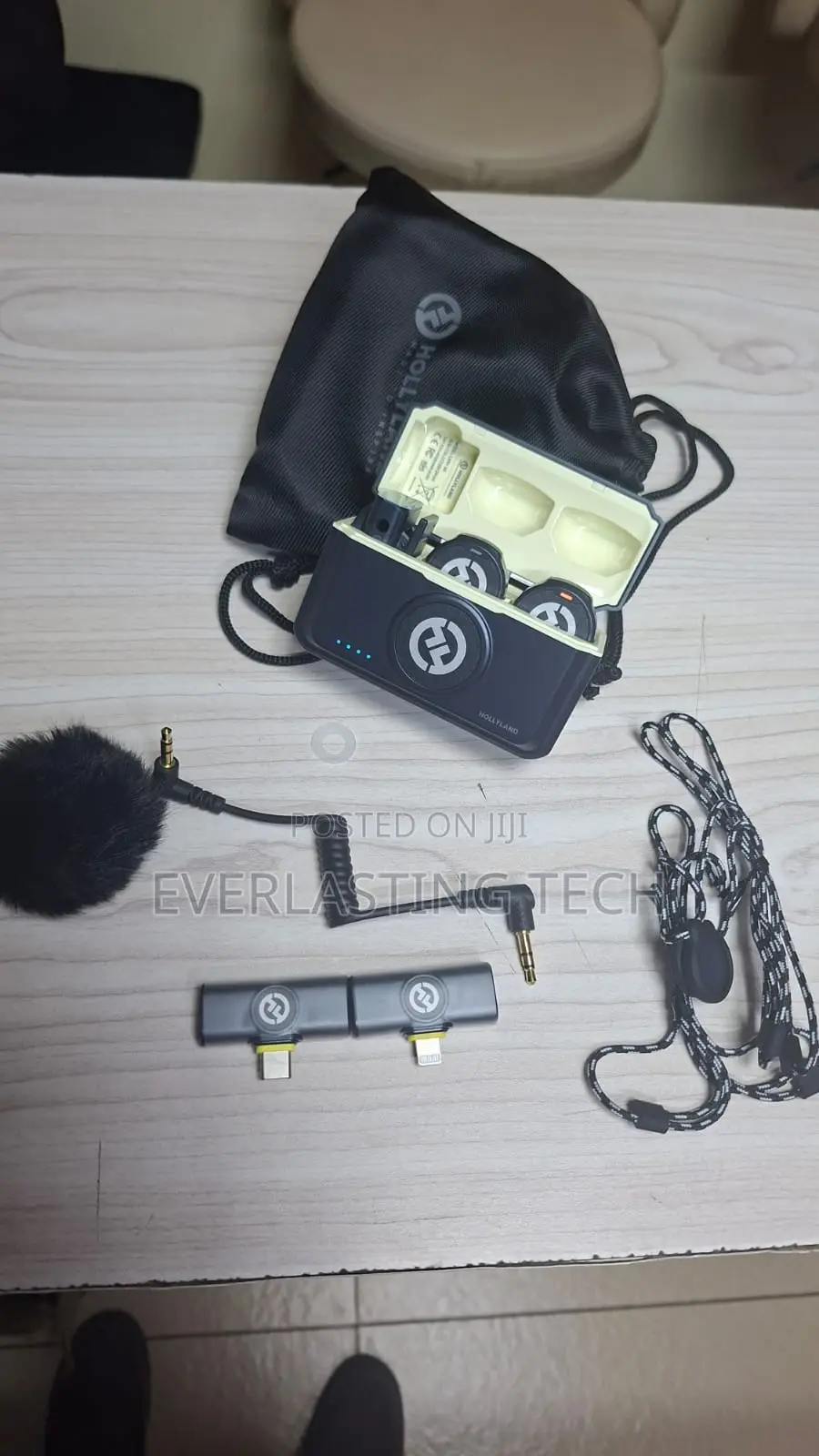 Hollyland Lark M2 Duo 2-Person Wireless Combo Microphone