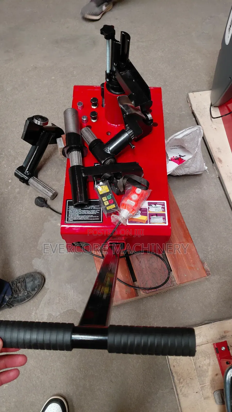 Heavy Duty Truck Tyre Changing Machine Single Phase.