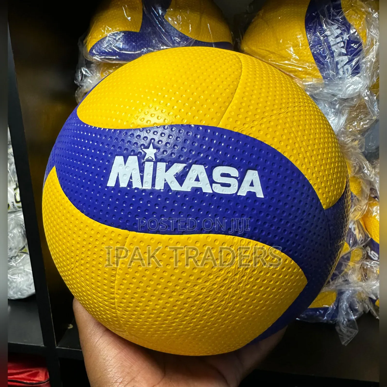 *Mikasa V200w Official Volleyball*